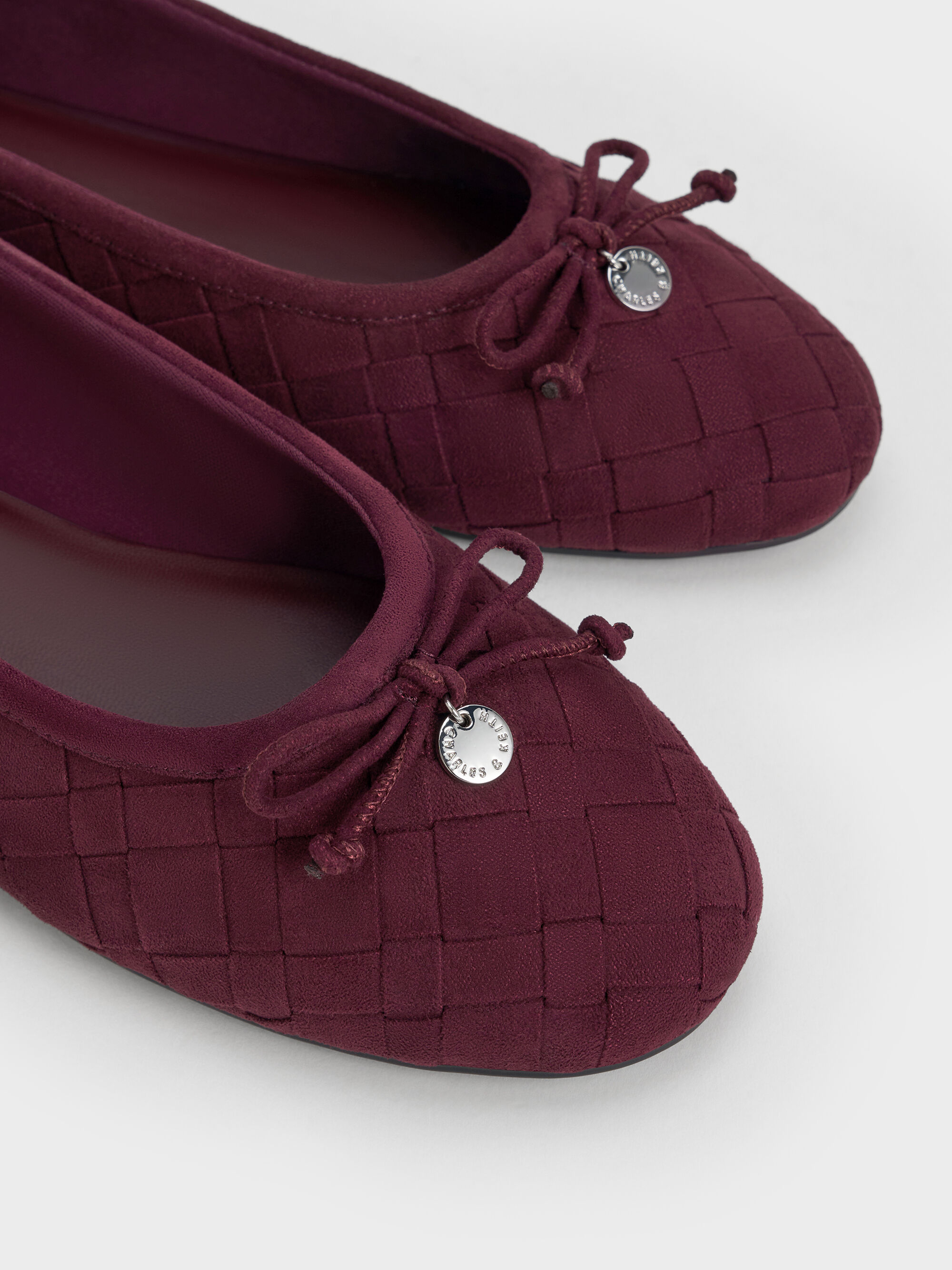ウーブン ボウバレエフラット - バーガンディ | CHARLES & KEITH