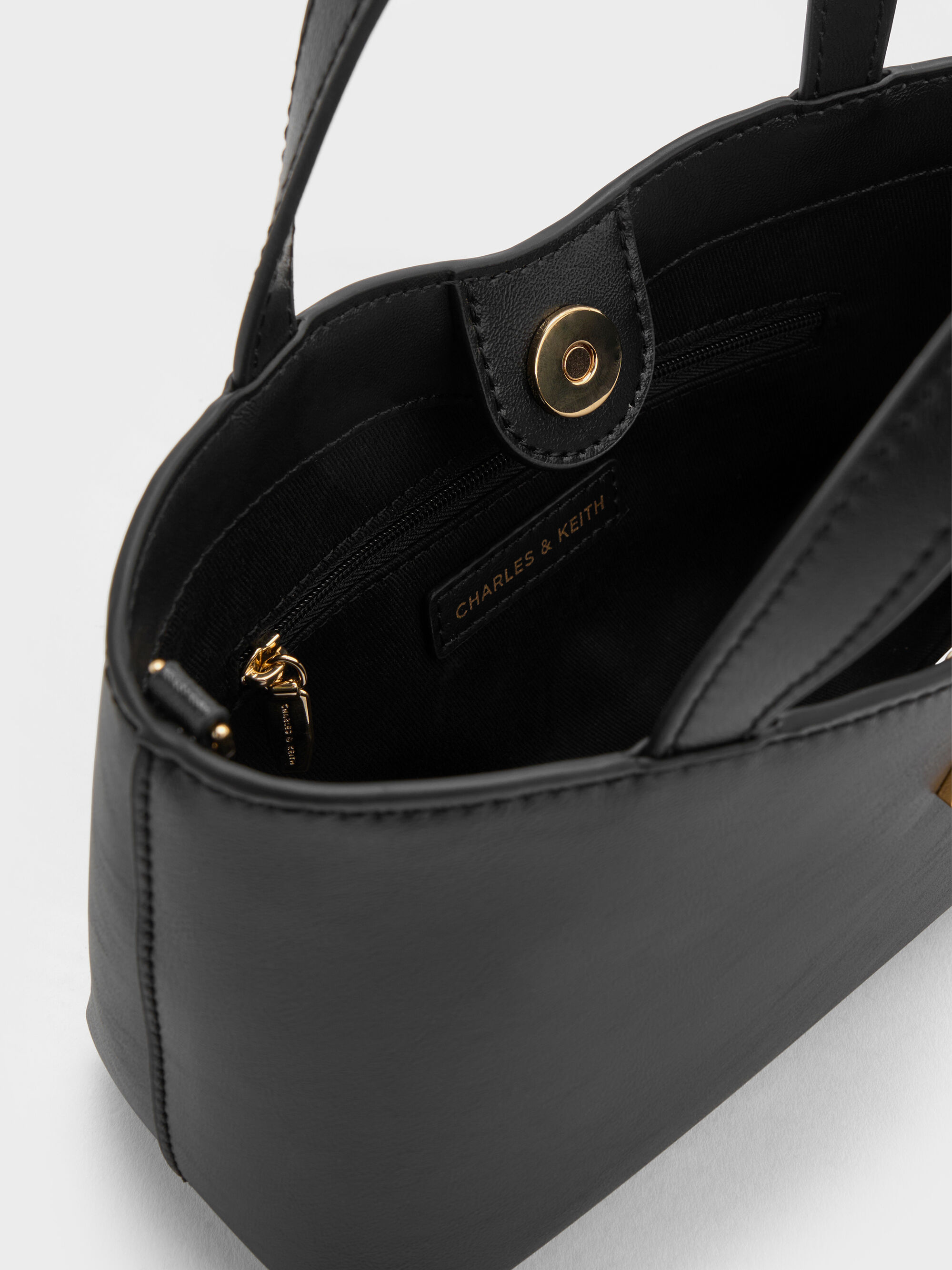 【専用】CHARLES & KEITH 鞄 トートバッグ(レディース) | CHARLES & KEITH (チャールズアンド