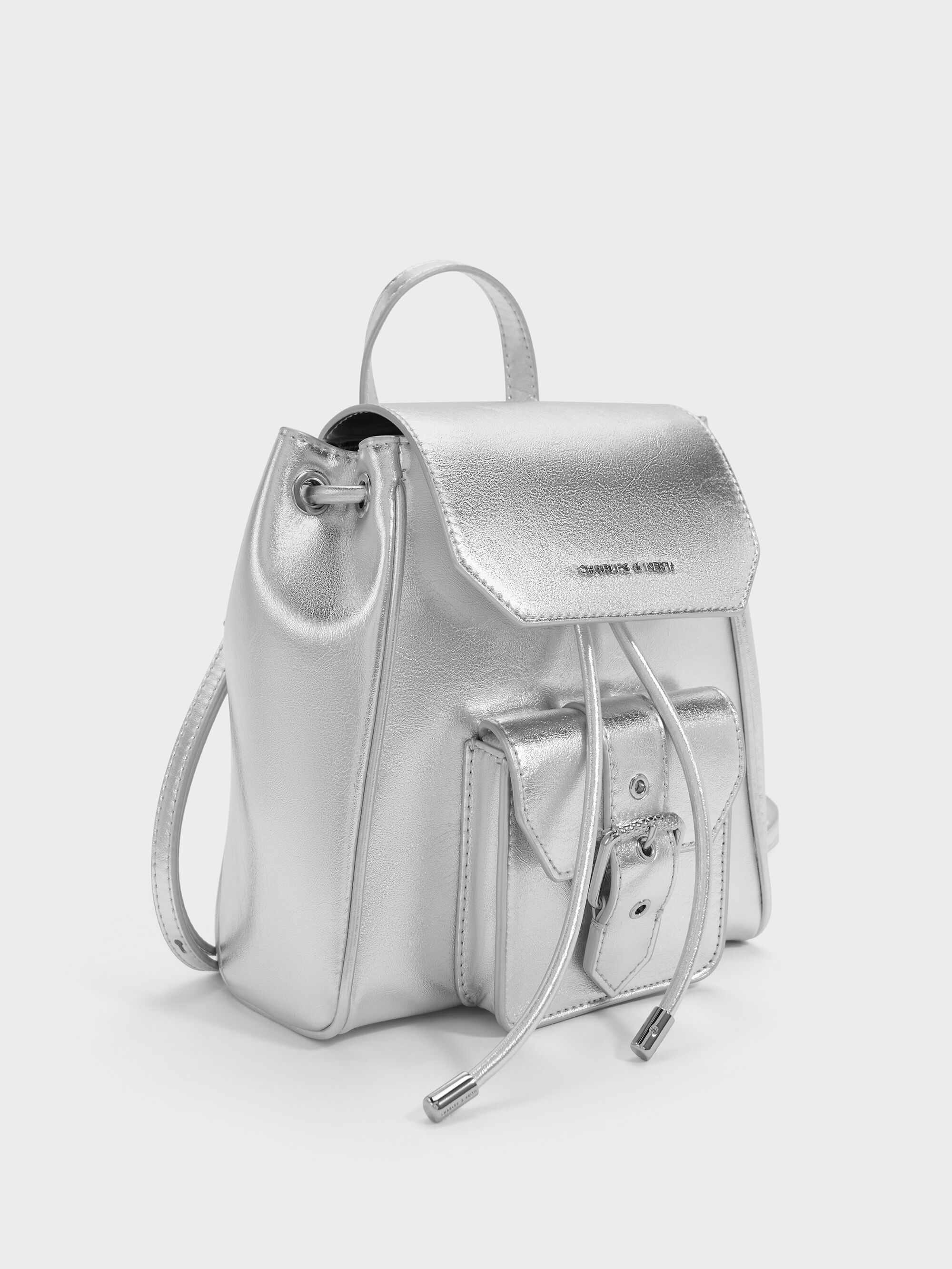 Blaise ブレイス フロントポケット ドローストリングバックパック