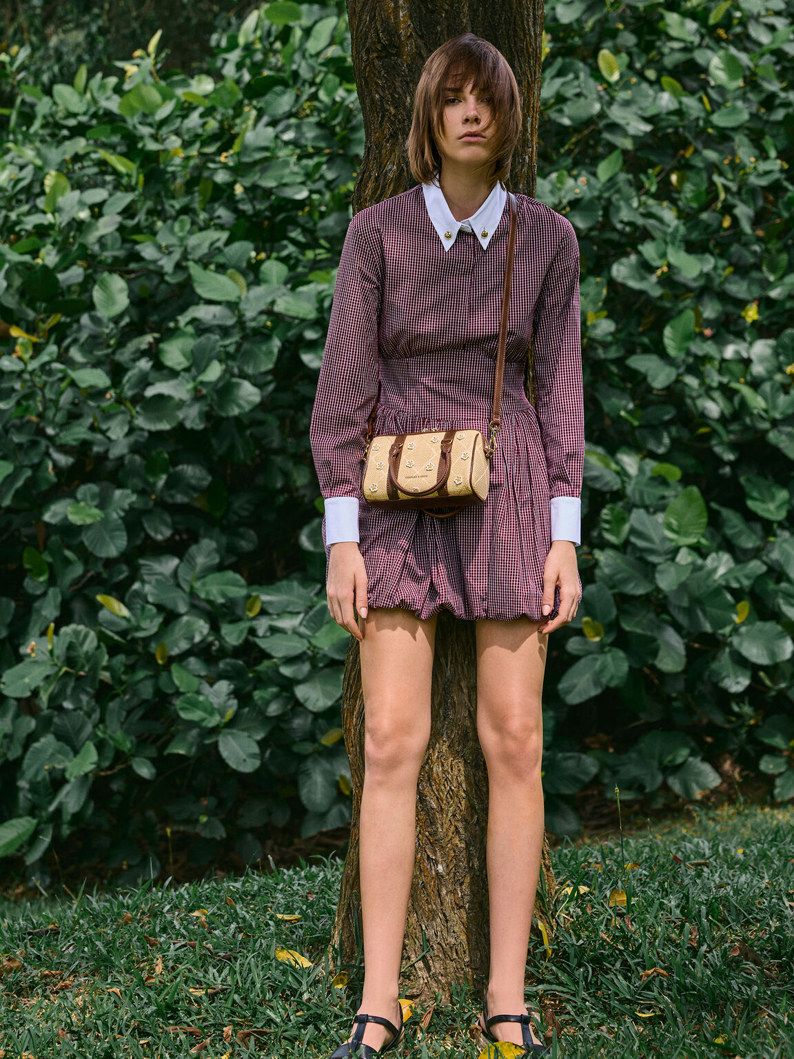 Philomena フィロメナ ラフィア フラワーボウリングバッグ, ベージュ, hi-res