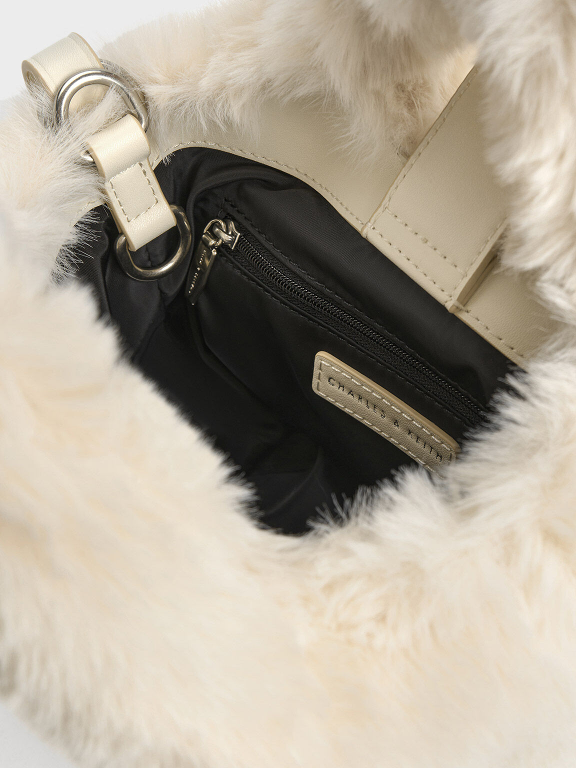 Yama ヤマ ファーリーチェーンハンドルバッグ, クリーム, hi-res