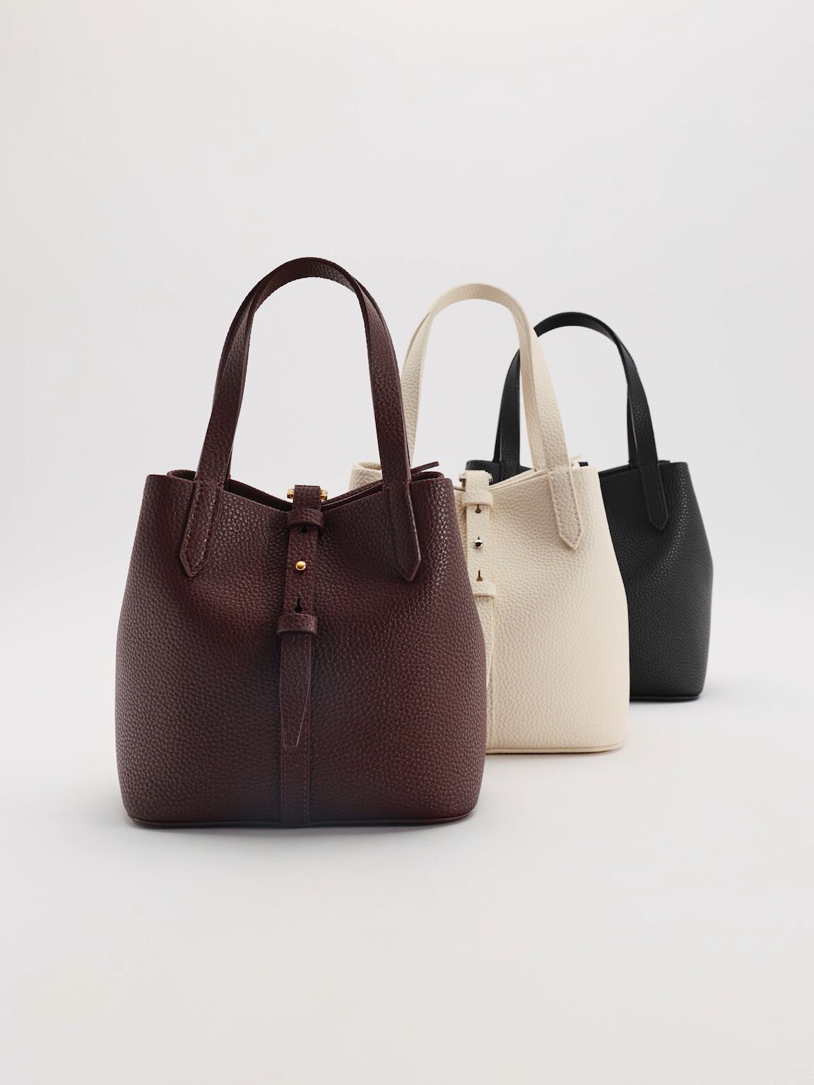 Beryl ベリル リサイクルレザーバケツバッグ - ワインベリーレッド