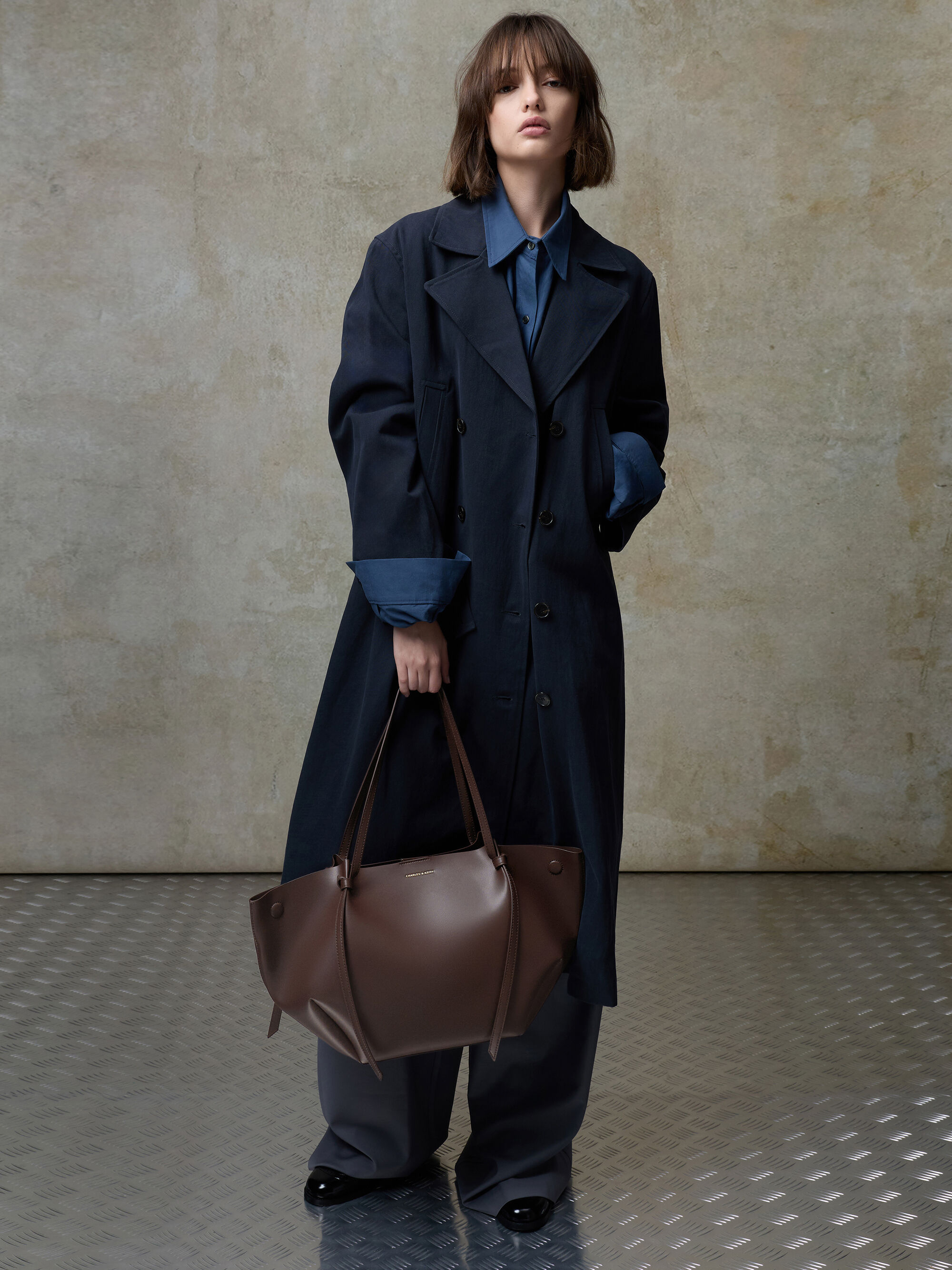 Calla カルラ ラージトートバッグ - エスプレッソブラウン | CHARLES