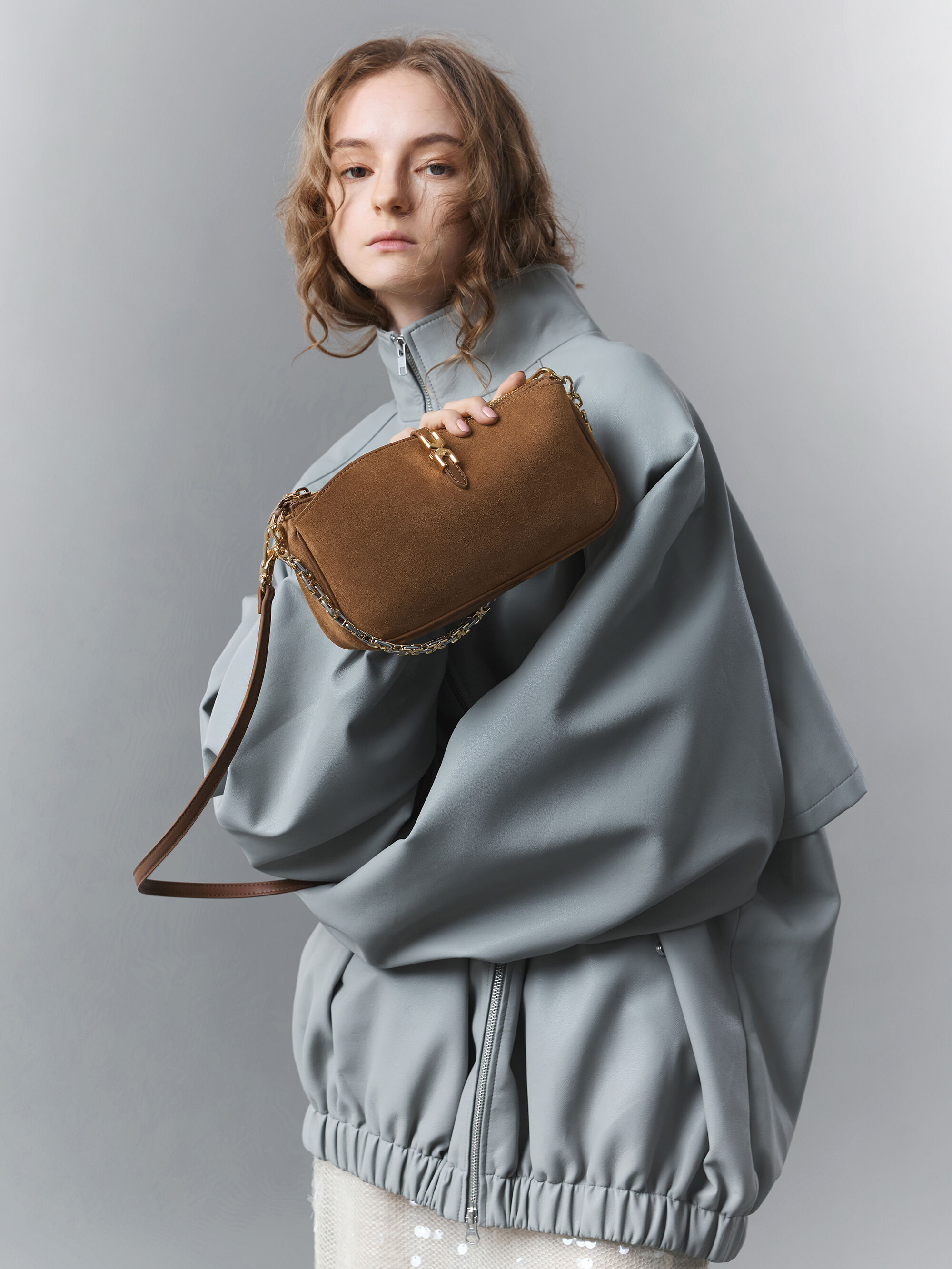 Cozy　ダーティハリー ショルダー Adalyn アダリン リサイクルスエード チェーンハンドルショルダー