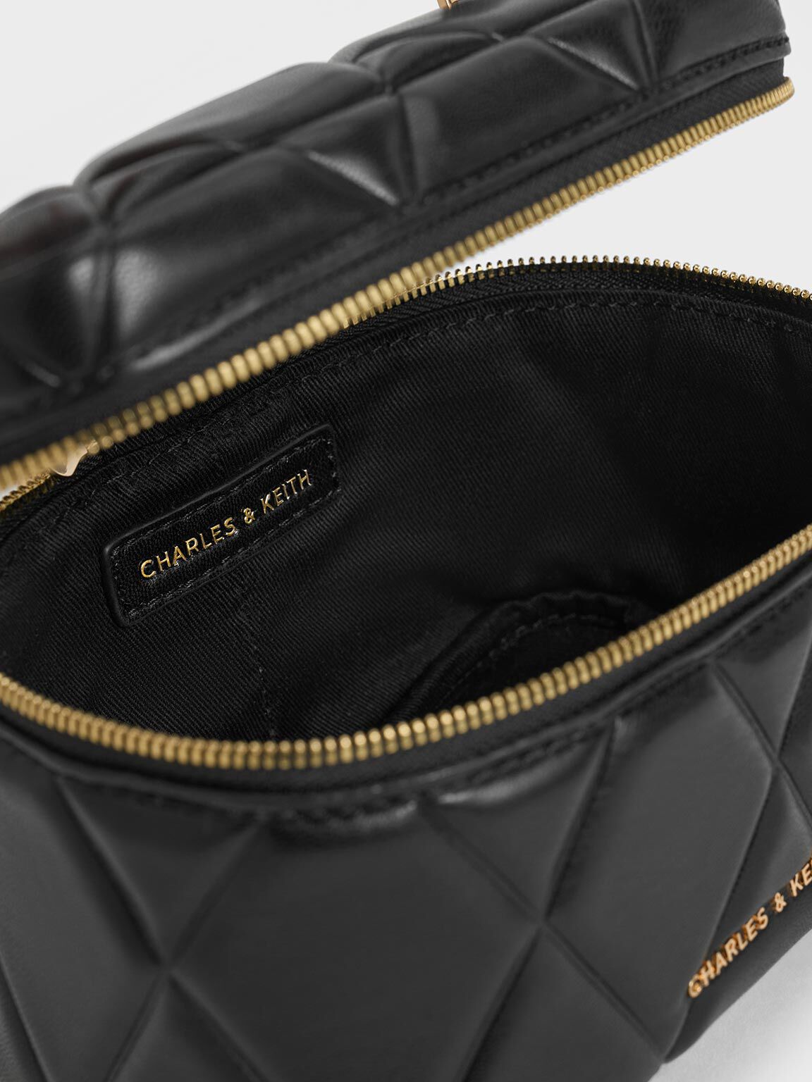 Arwen アルウェン&nbsp;キルトトップハンドルバニティバッグ, ブラック, hi-res