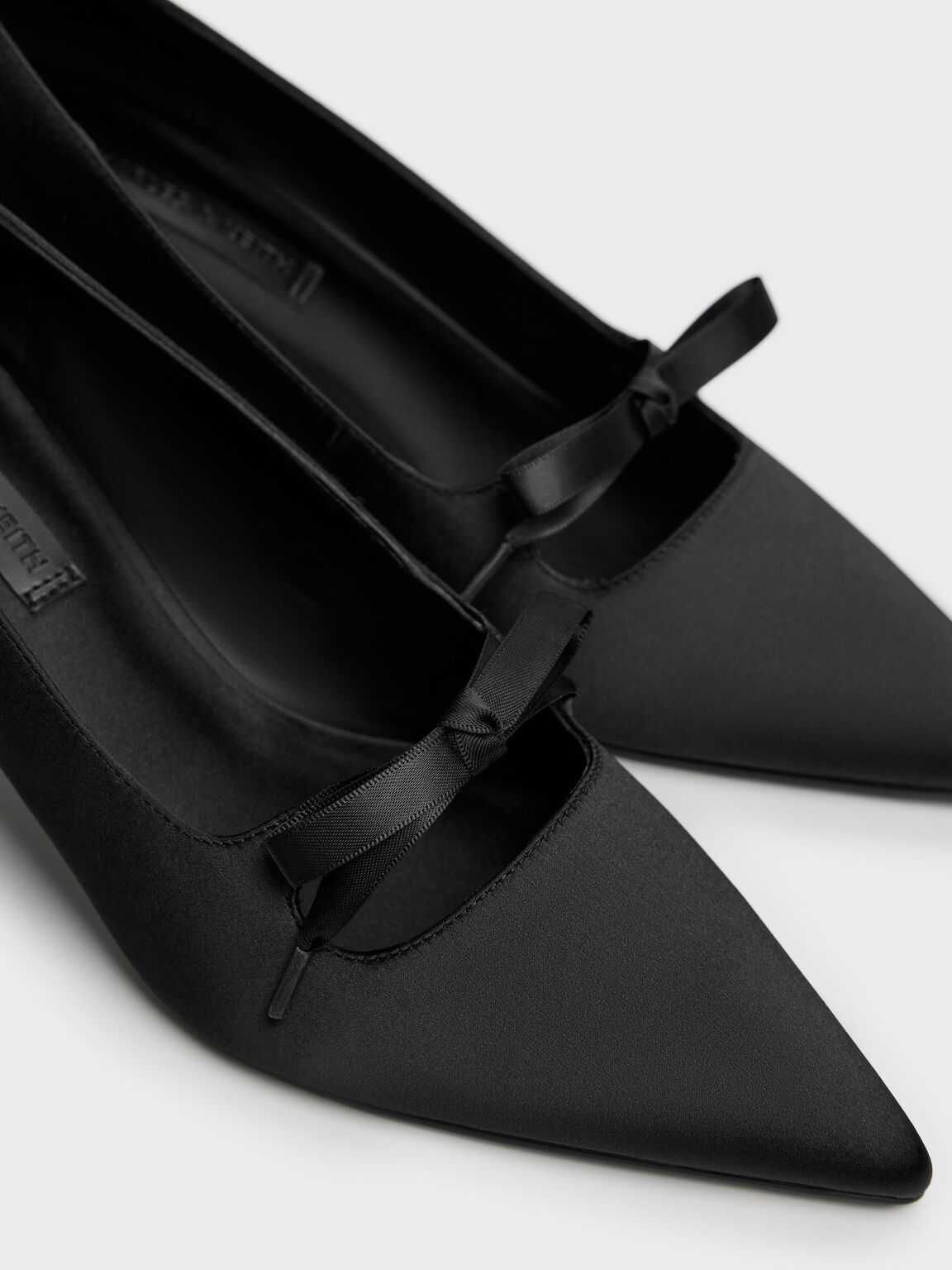 Venetia ヴェネツィア ボウタイポインテッドトゥパンプス, ブラックテクスチャード, hi-res