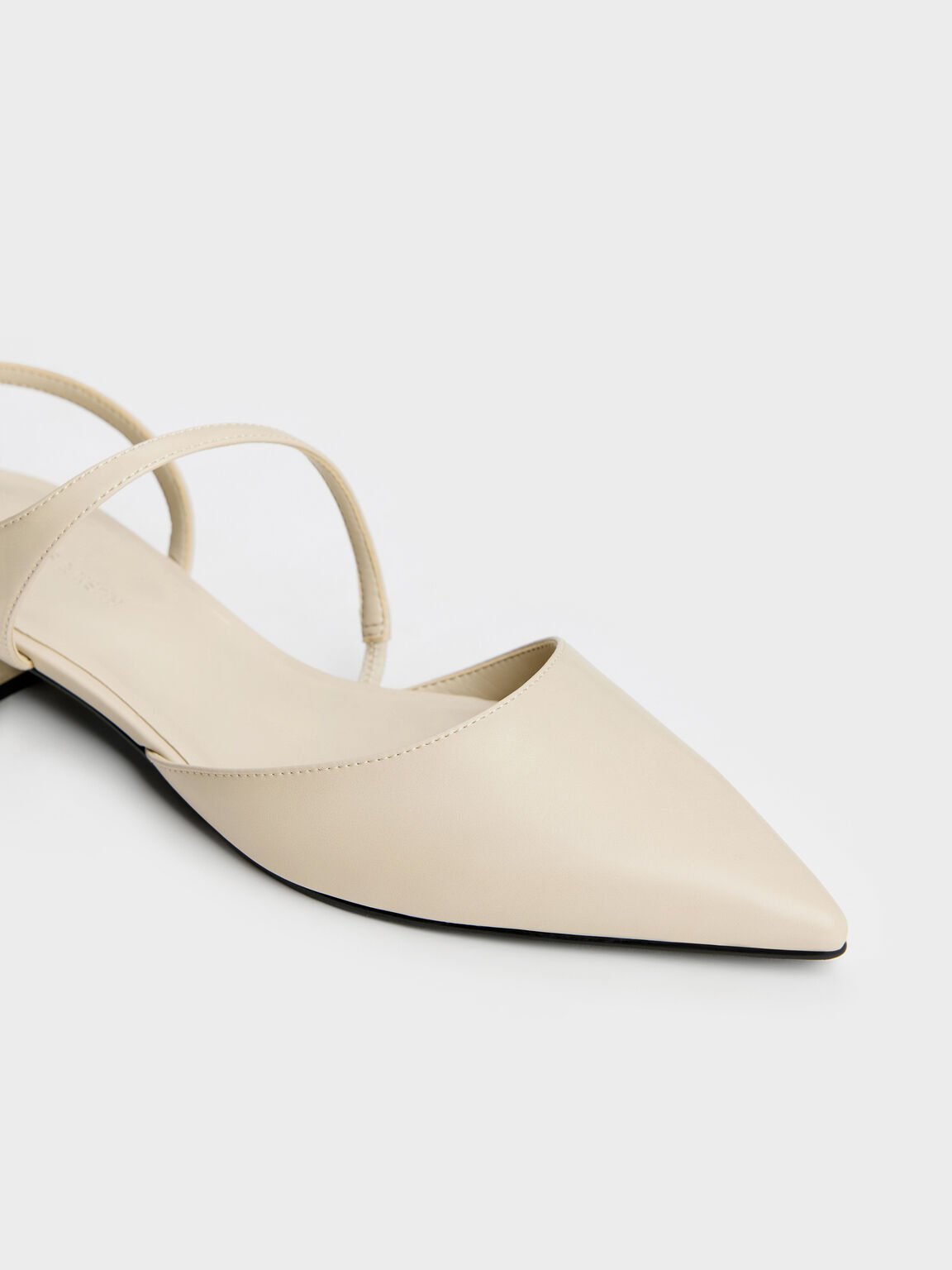 Cordelia コーディリア ポインテッドスリングバックフラット, チョーク, hi-res