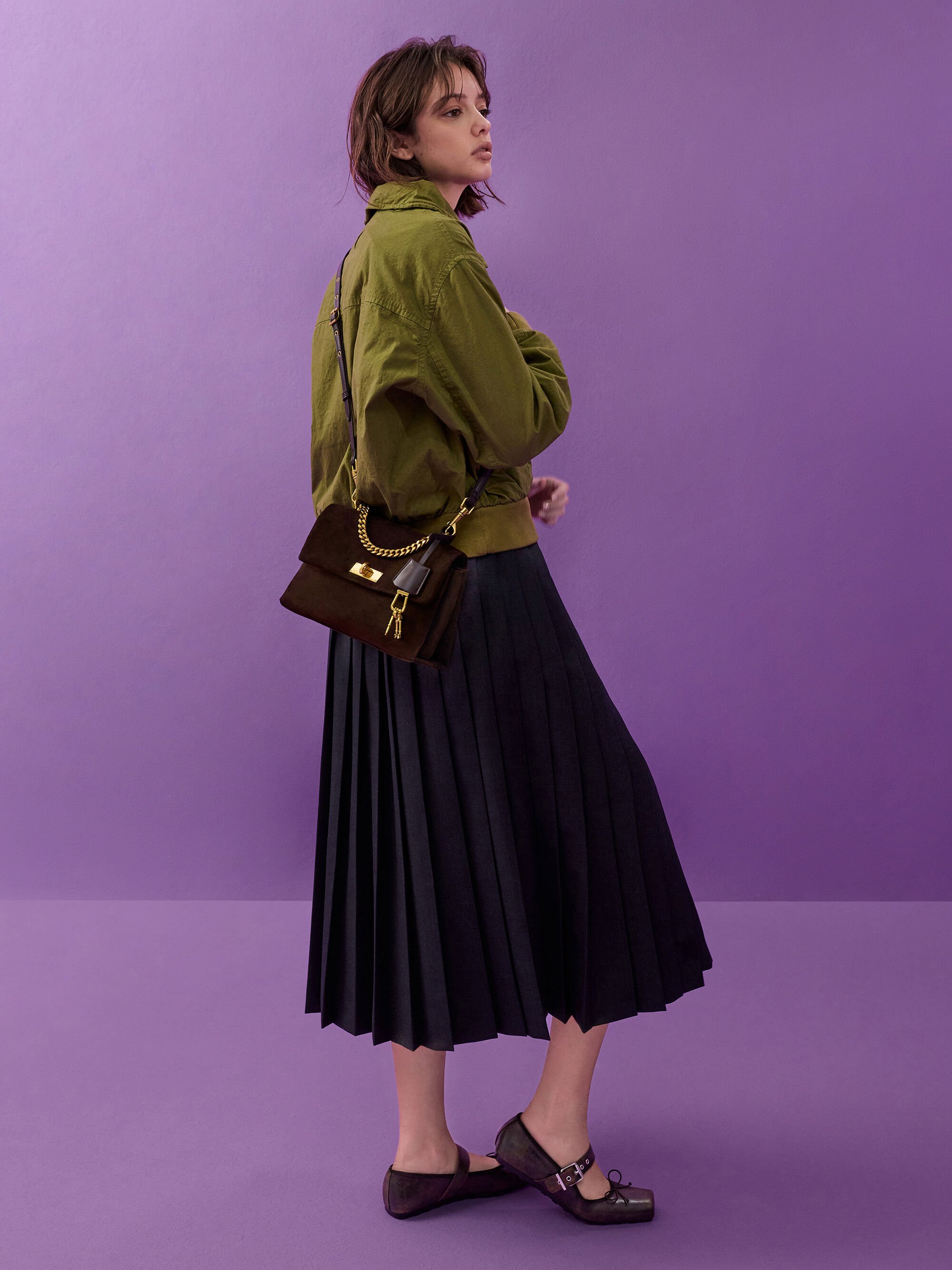 Kerry ケリー チェーンハンドルクロスボディバッグ - エスプレッソ