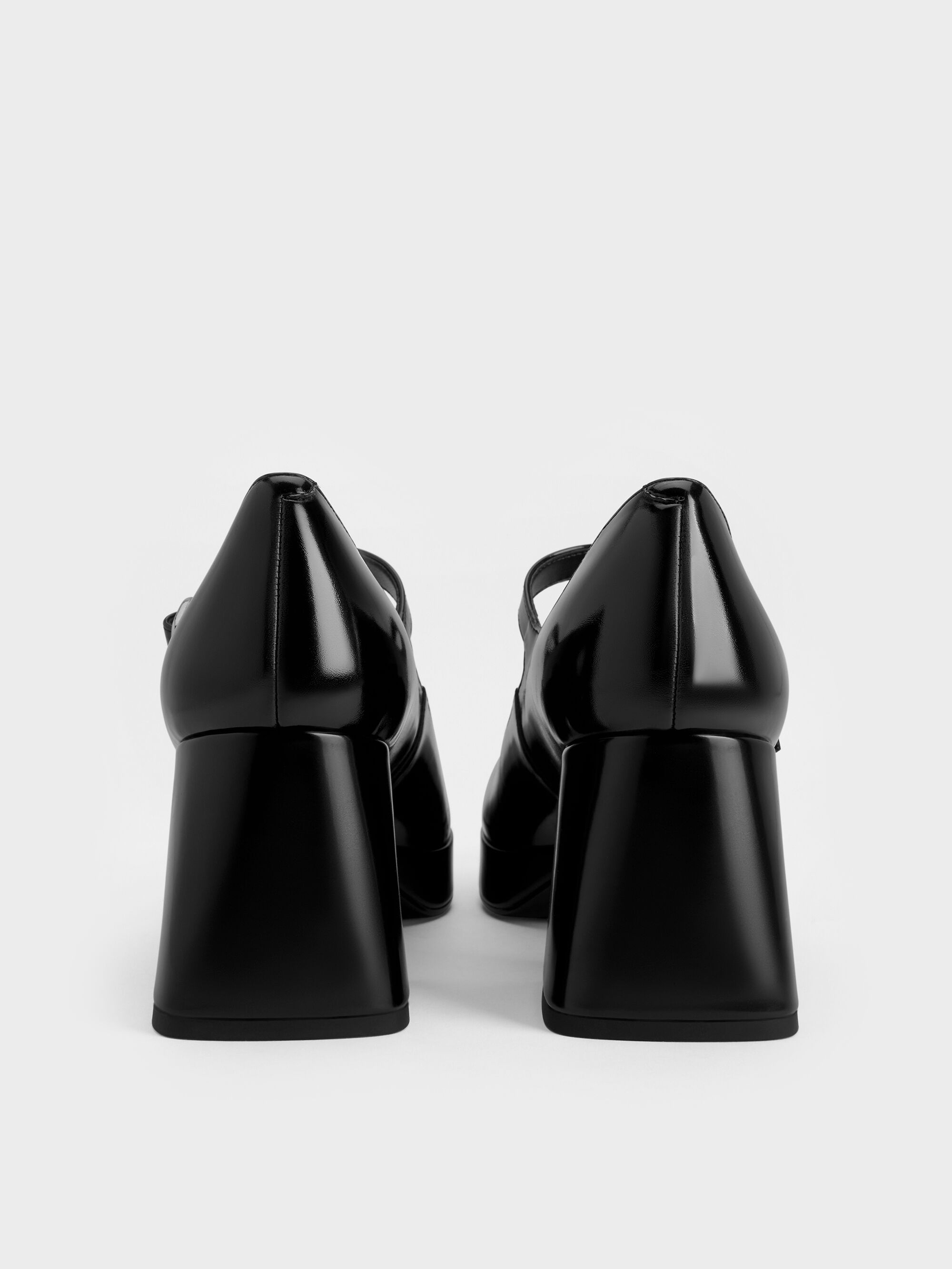 チロル❗️人気のブラック英国製ＷムートンJKT ¥25888→現 チロル❗️人気のブラック英国製WムートンJKT ¥25888→現 チロル❗️