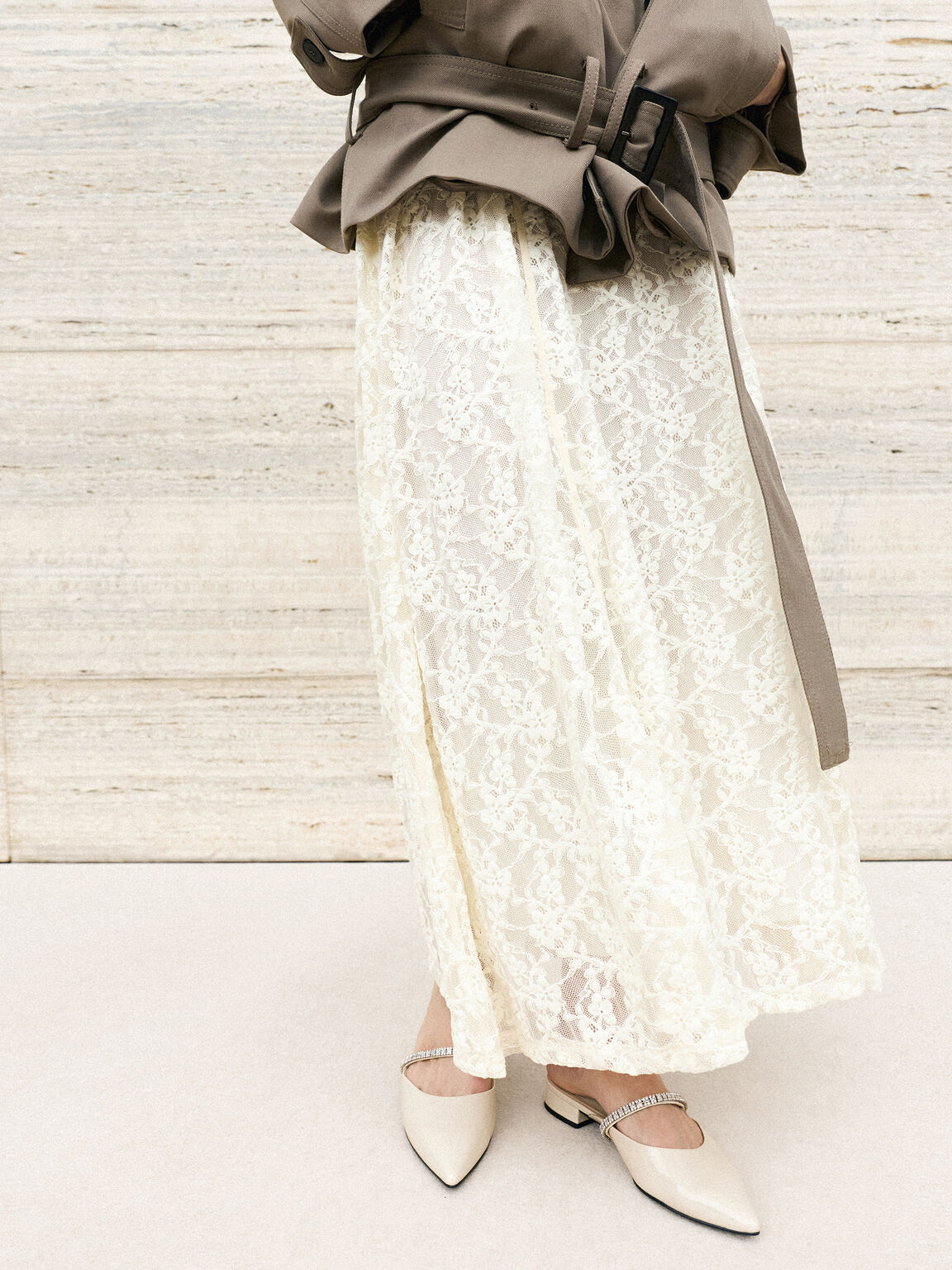 Ambrosia アンブロシア ジェムエンベリッシュドスリッポンフラット, チョーク, hi-res