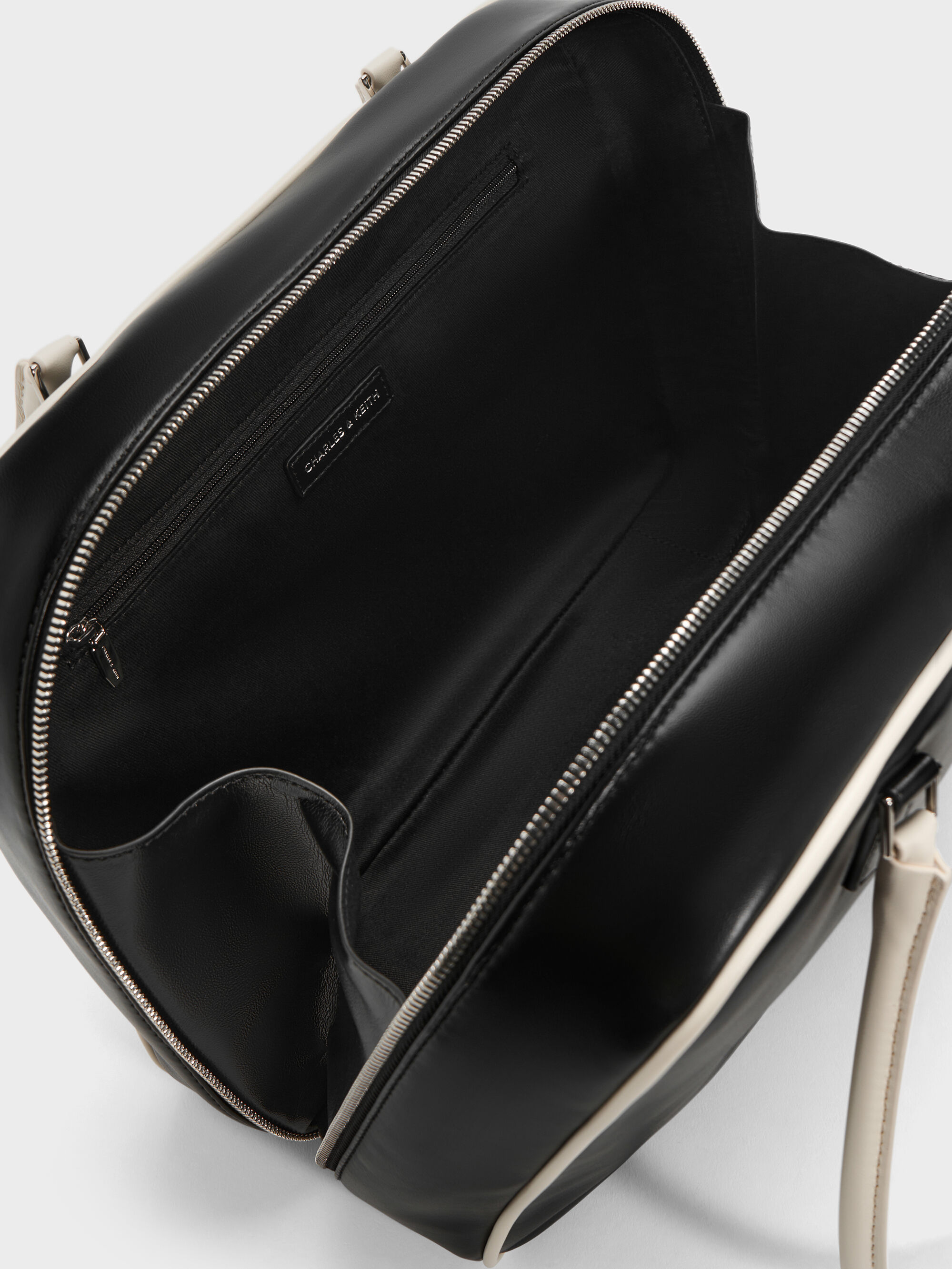 Sianna ラージシアンナ ボウリングバッグ - マルチ | CHARLES & KEITH