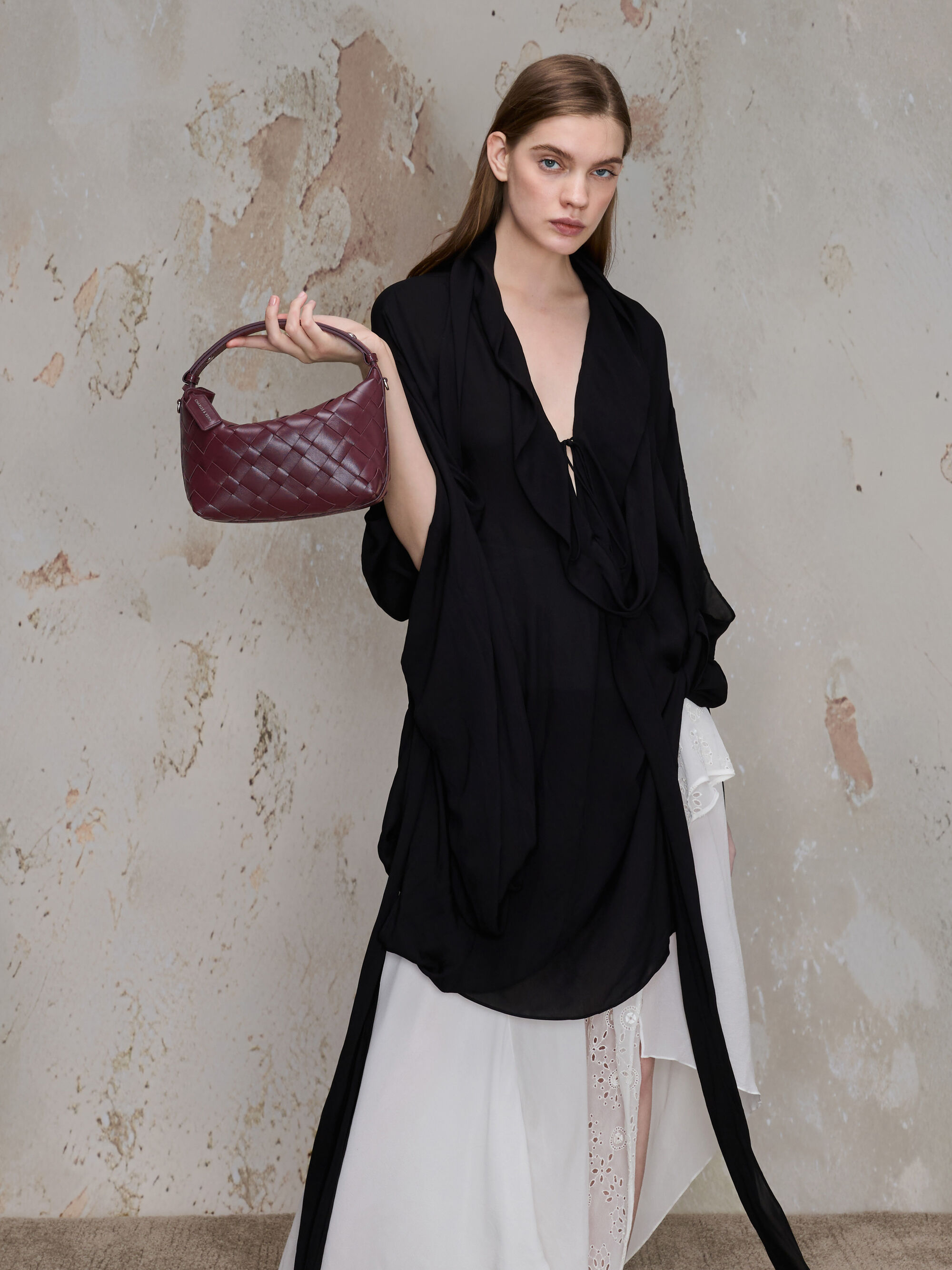 Ivette イヴェット ウーブンショルダーバッグ - ワインベリーレッド