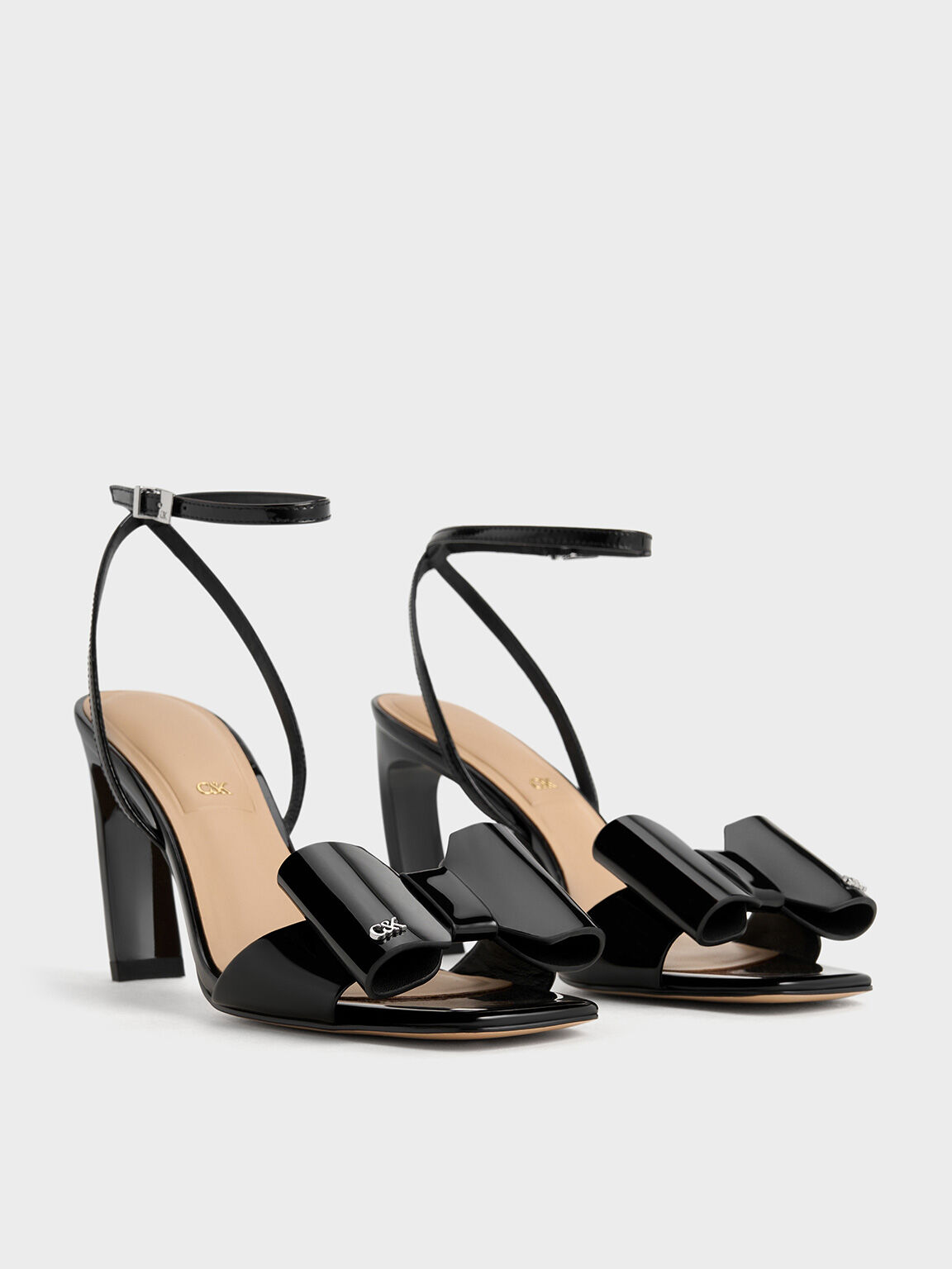 Lu ルー レザーボウブレードヒールサンダル, ブラックパテント, hi-res