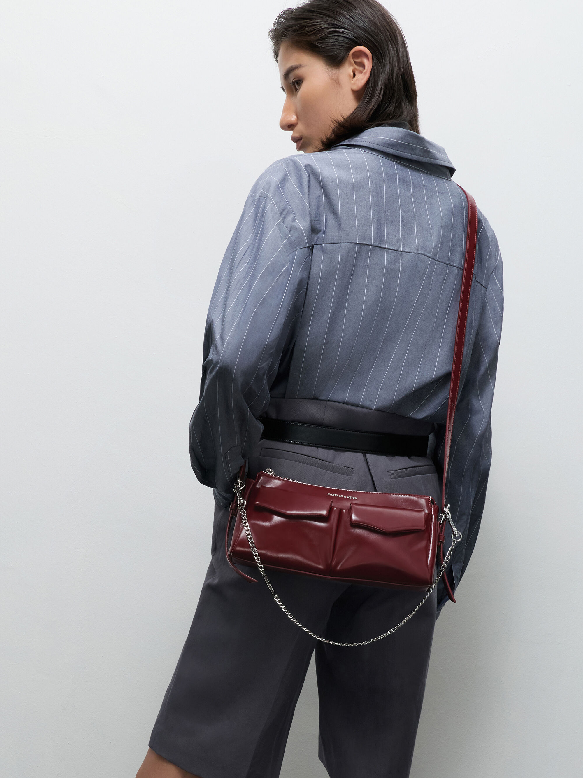 Rachel レイチェル イロンゲイテッドマルチポケットチェーンハンドル