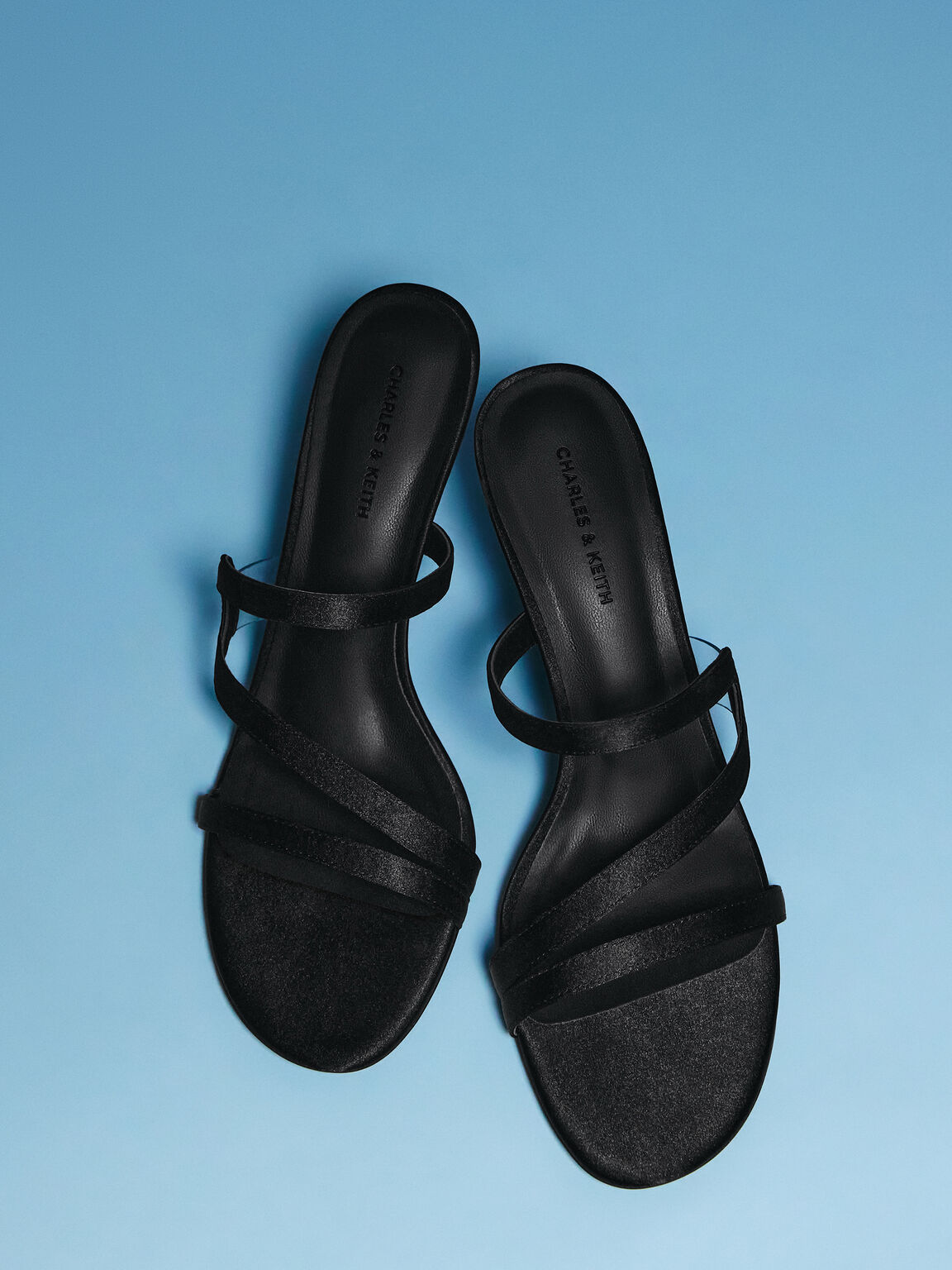 Arden アーデン サテン ウェイビーヒールミュール, ブラックテクスチャード, hi-res