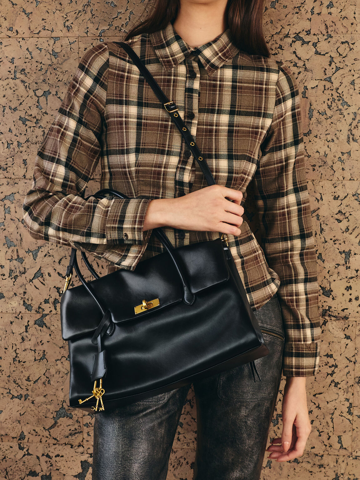 Kerry ケリー ターンロック ダブルハンドルトラペーズトートバッグ, ブラック, hi-res