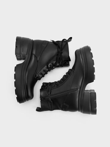 レースアップ チャンキーアンクルブーツ - ブラック | CHARLES & KEITH 