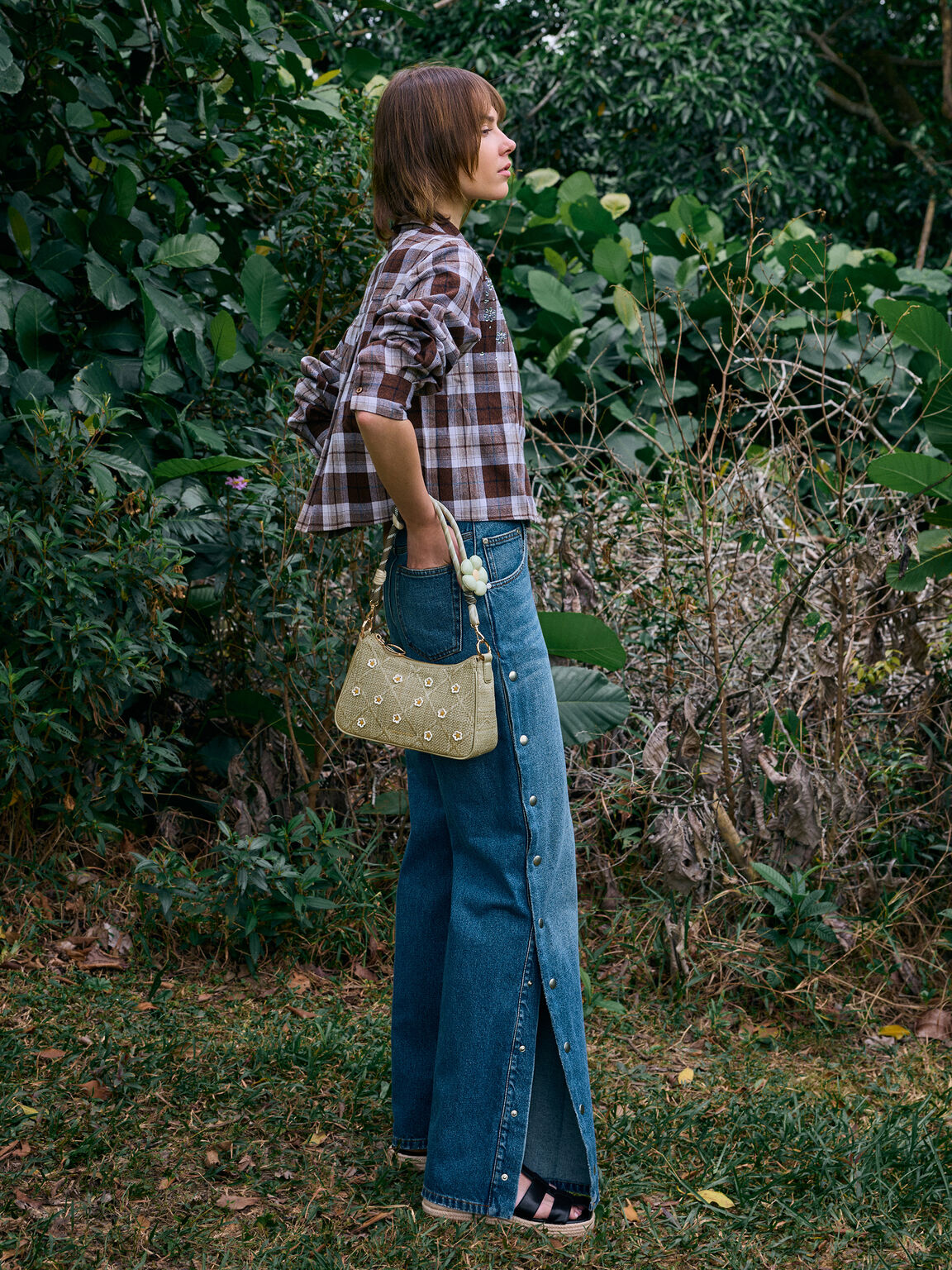 Philomena フィロメナ ラフィア フラワークロスボディーバッグ, ペールオリーブ, hi-res