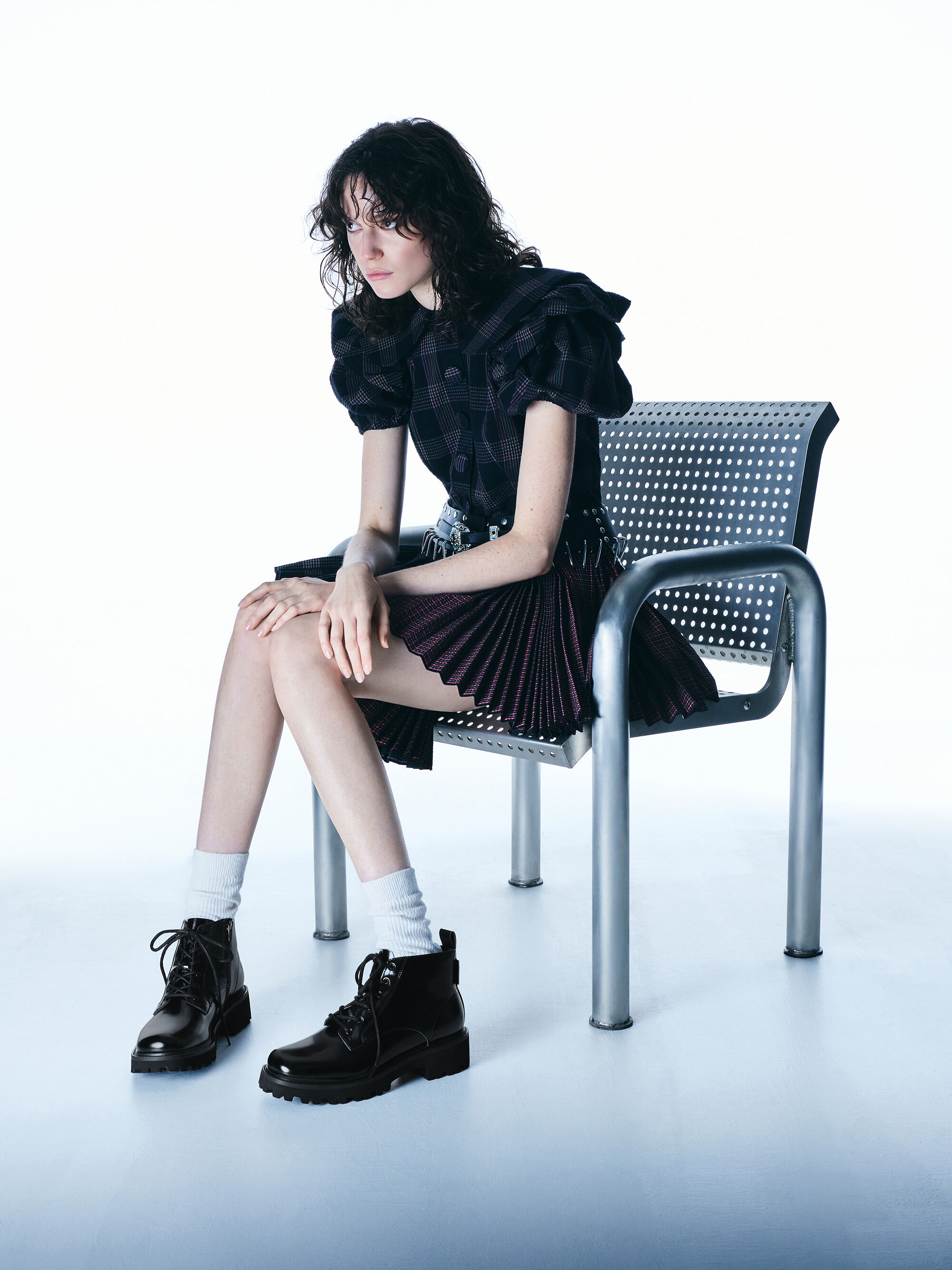 リジッドソール コンバットブーツ - ブラックボックス | CHARLES