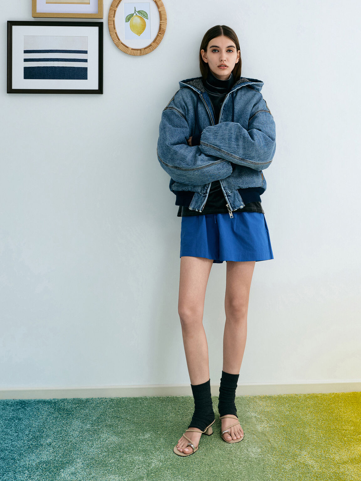 Raina レイナ メタリックアクセント ストラッピートゥリングヒールサンダル, グレージュ, hi-res