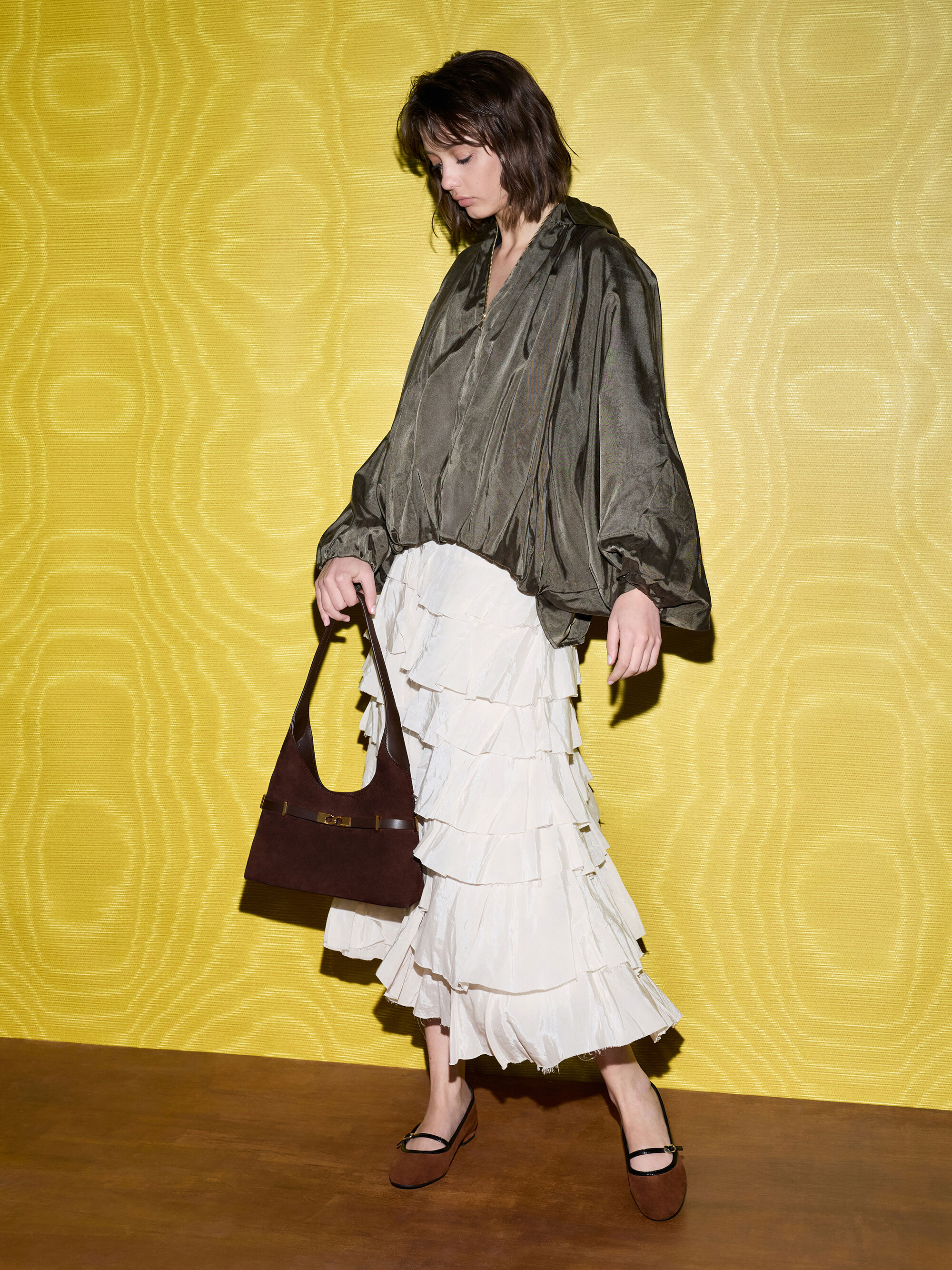 ソフィアママ 新品 スエードメタリックアクセントベルトホーボーバッグ ソフィアママ様専用 新品 スエードメタリックアクセントベルトホーボー