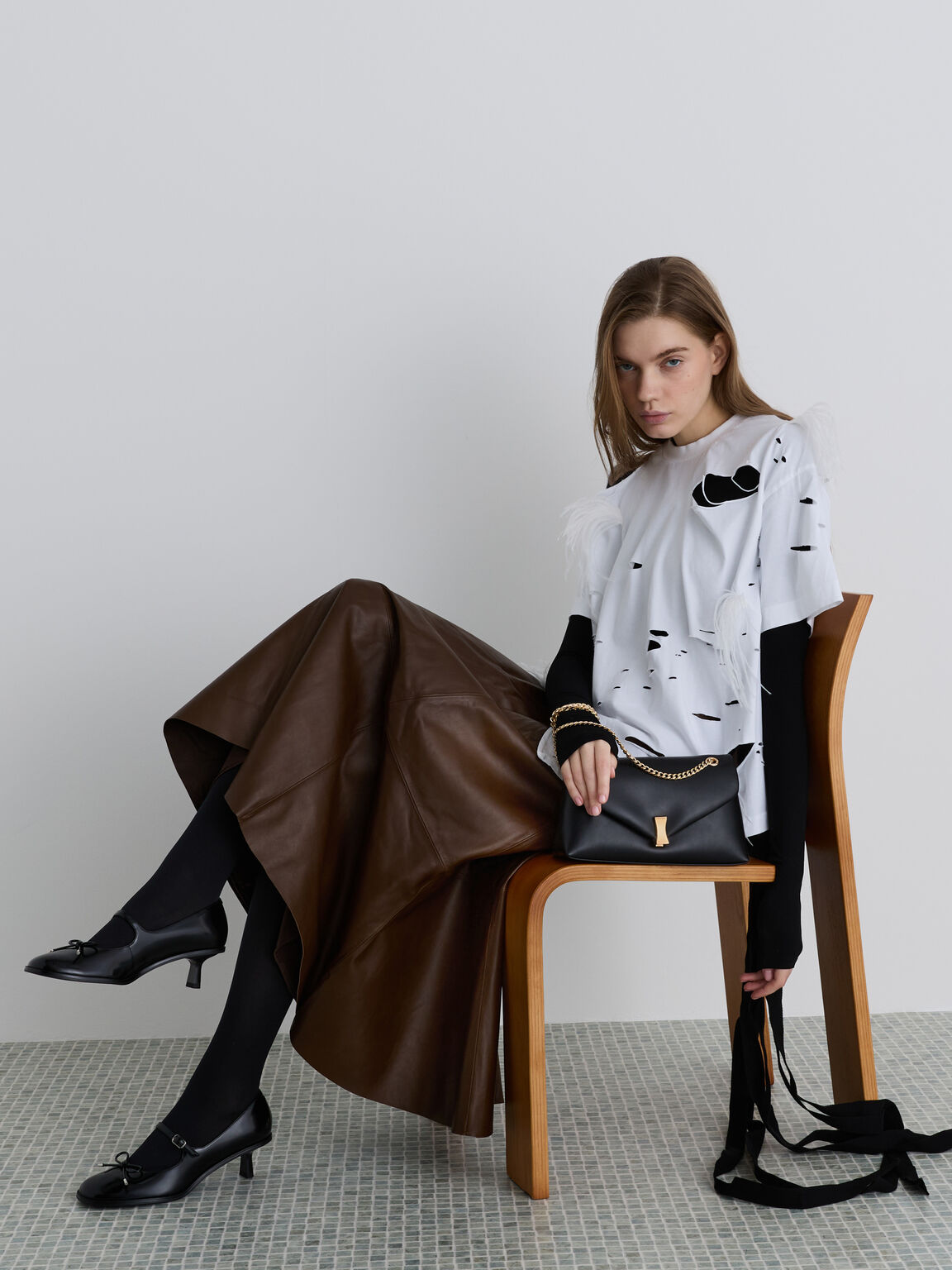 Lilibet リリベット メタリックアクセントチェーンストラップバッグ, ブラック, hi-res