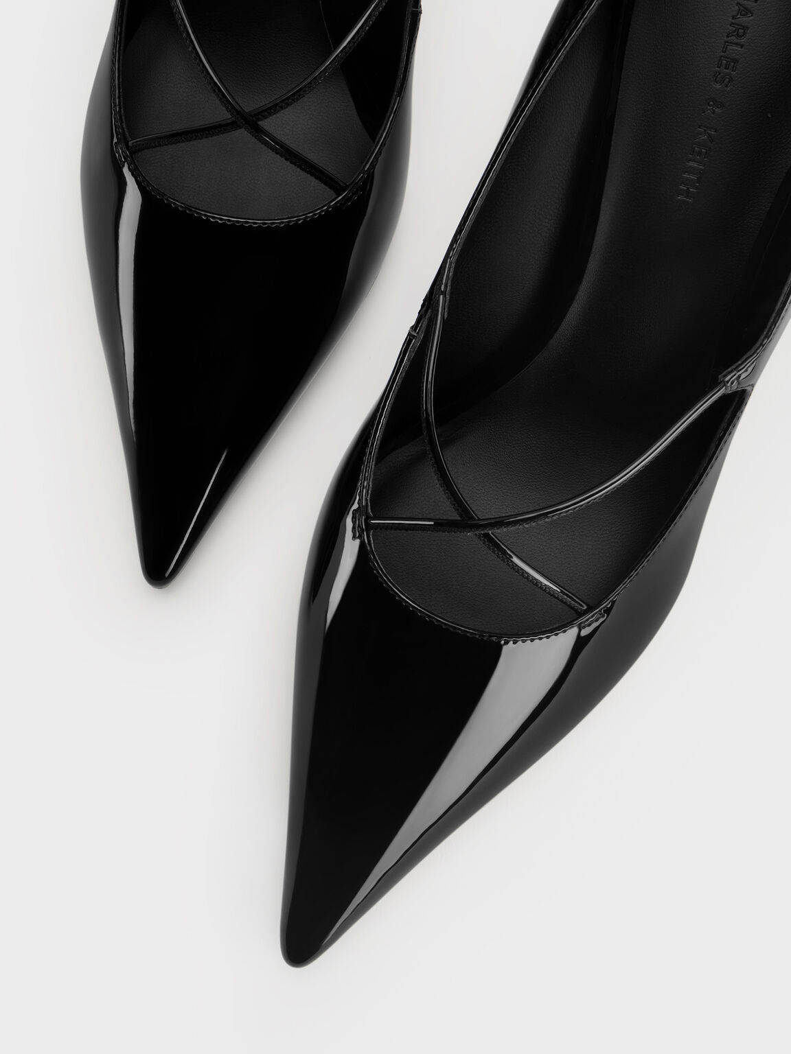 パテント クロスオーバー ポインテッドパンプス, ブラックパテント, hi-res