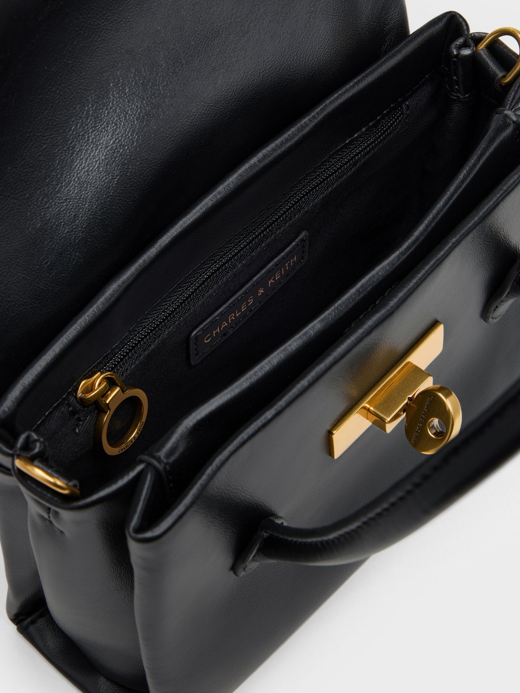 Kerry ミニケリー ボクシートートバッグ - ブラック | CHARLES & KEITH