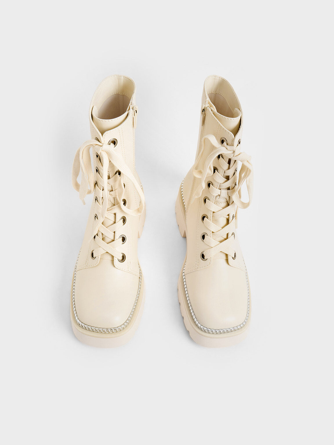 チェーントリム レースアップアンクルブーツ, チョーク, hi-res