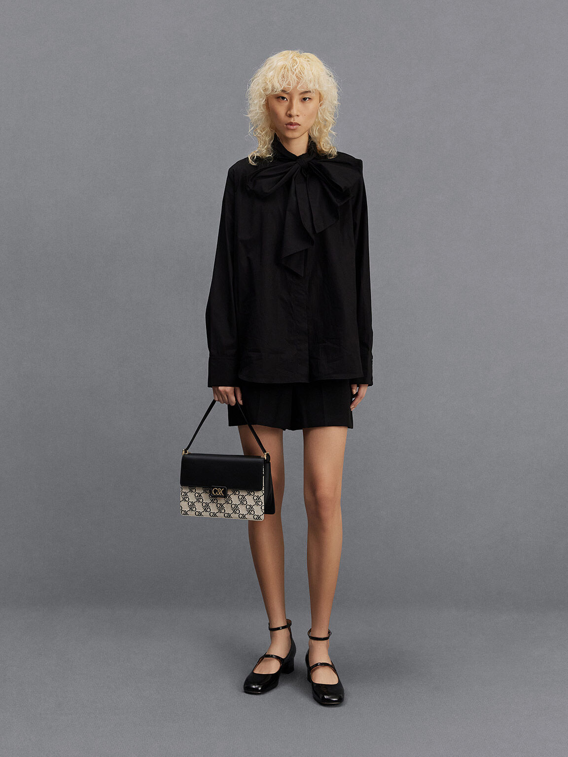 レザー ショルダーバッグ, ブラック, hi-res