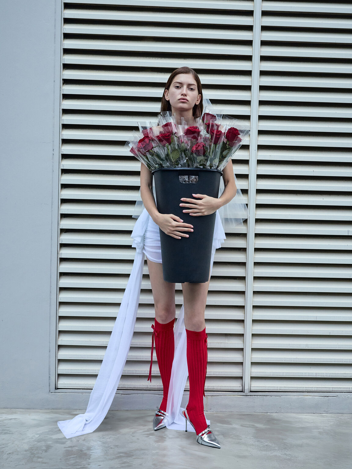 Jessy ジェッシ メタリックボウスリングバックパンプス, シルバー, hi-res