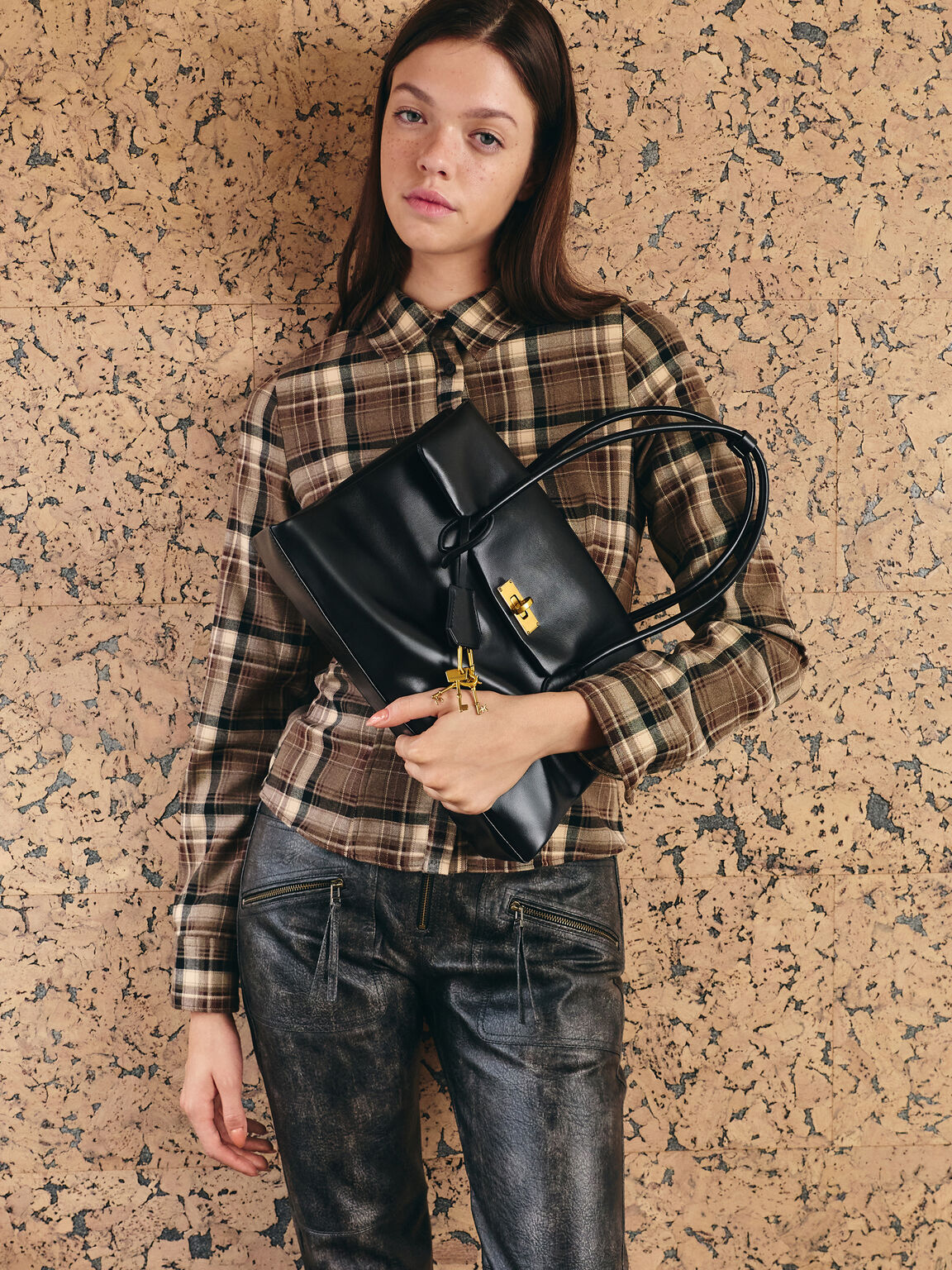 Kerry ケリー ターンロック ダブルハンドルトラペーズトートバッグ, ブラック, hi-res