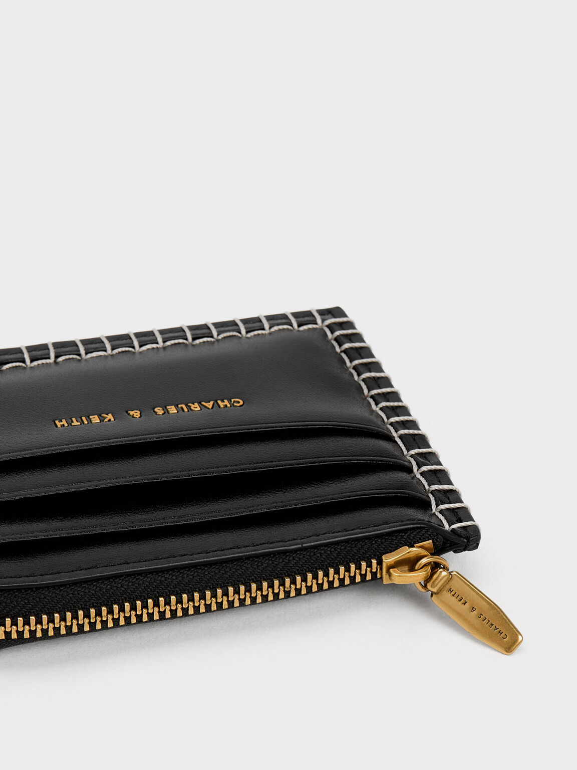 Circe キルケ ステッチトリムジップアラウンドカードホルダー, ブラック, hi-res