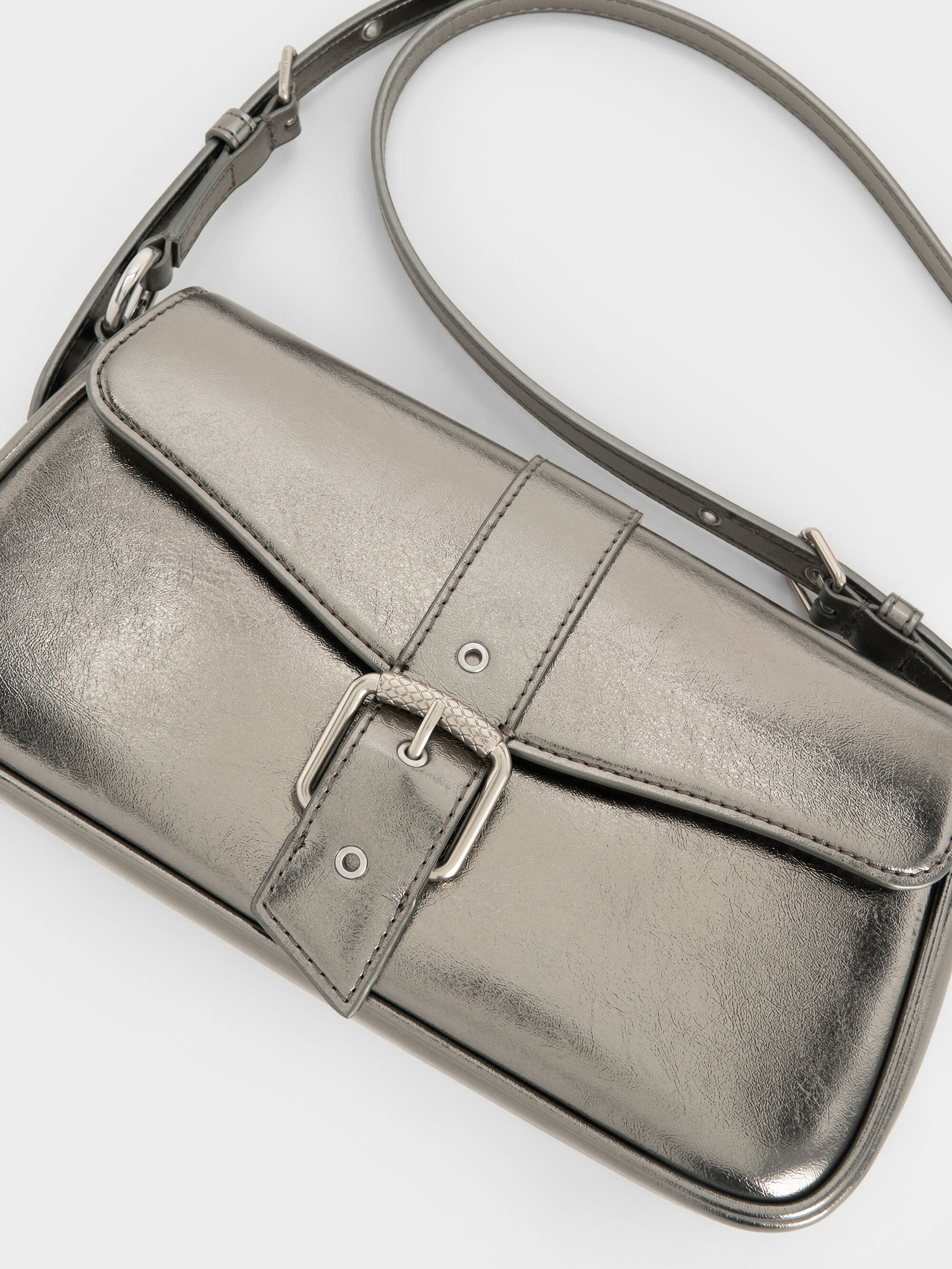 Blaise ブレイス ベルトショルダーバッグ - ピューター | CHARLES