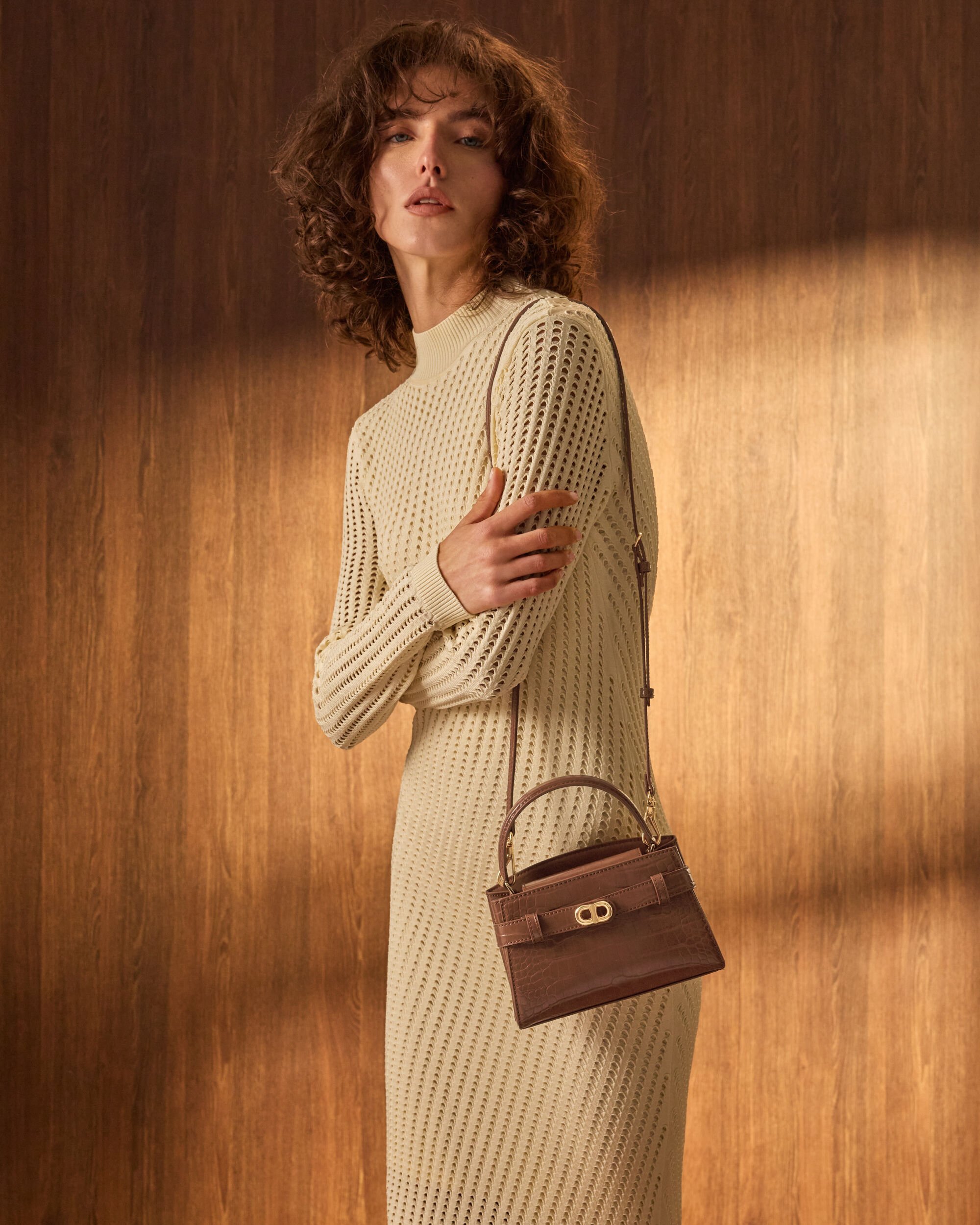 Aubrielle オブリエル クロックエフェクトトップハンドルバッグ