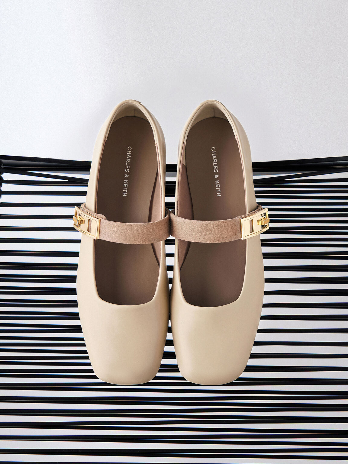 Lando ランド メタリックバックルメリージェーンパンプス, チョーク, hi-res