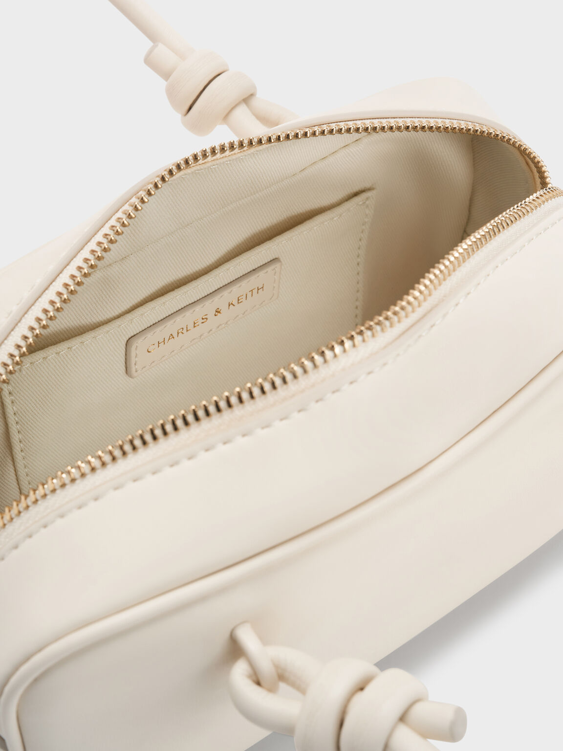 Sammie サミー ノットハンドルイロンゲイティッドバッグ, クリーム, hi-res