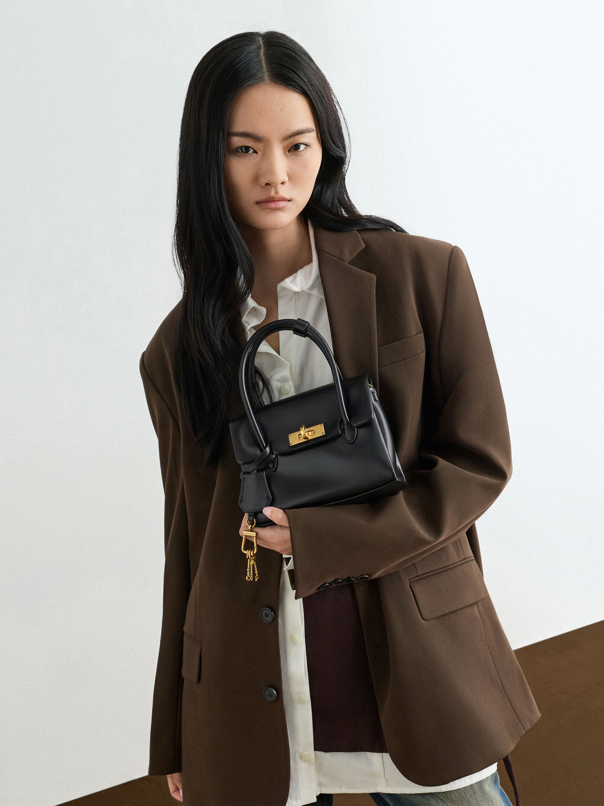 Kerry ミニケリー ボクシートートバッグ - ブラック | CHARLES & KEITH