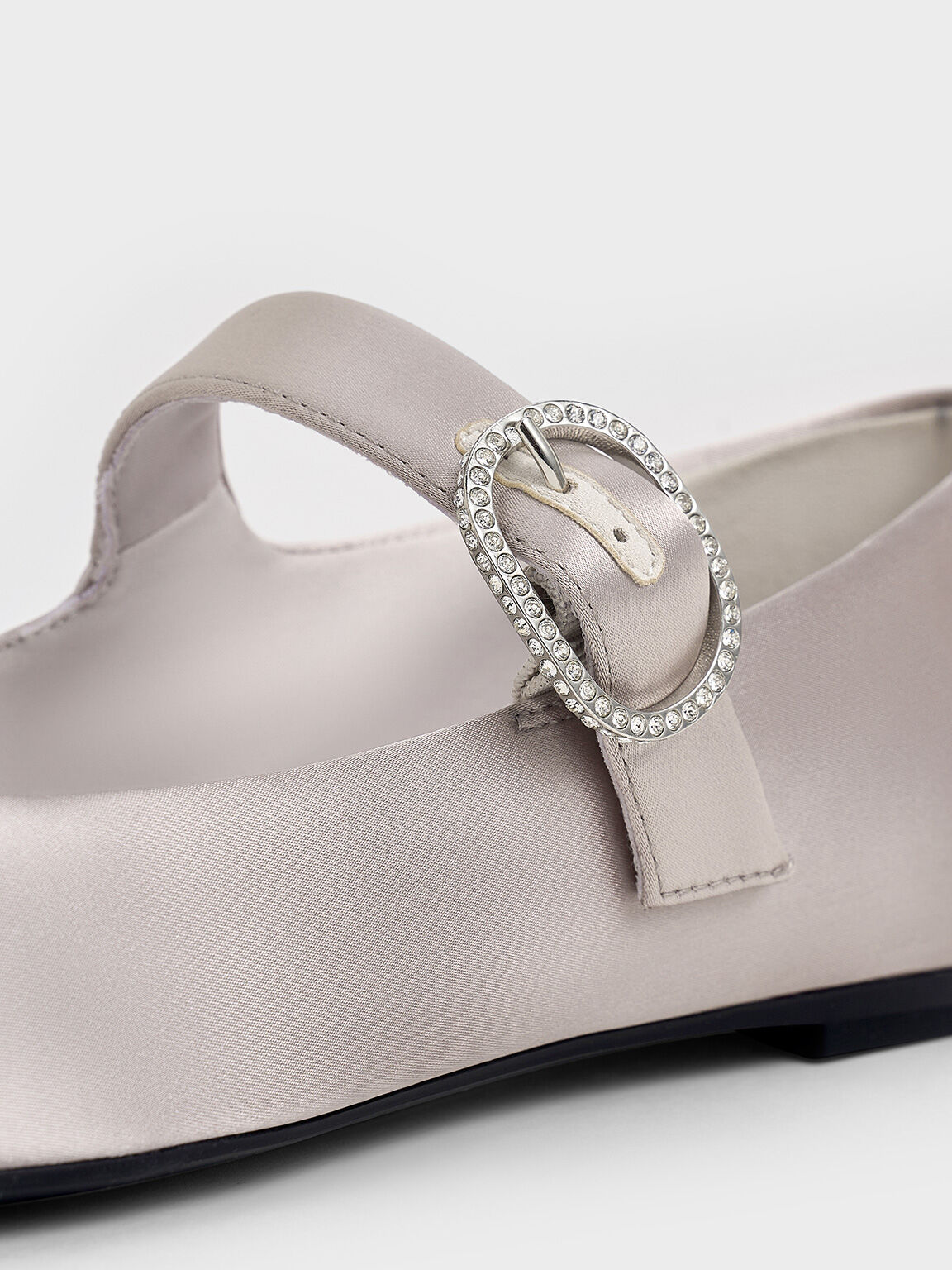 Jannie ジャニー サテンクリスタルバックルメリージェーン, ライトグレー, hi-res