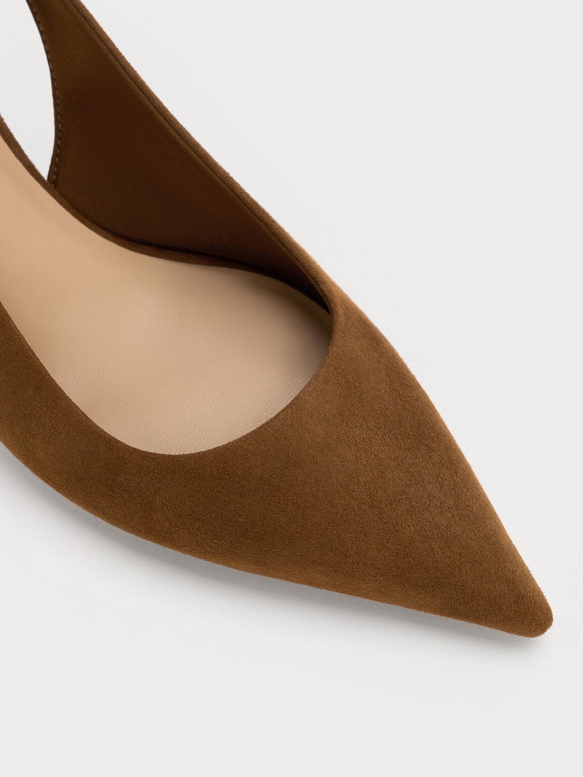 Cody コーディ ポインテッドトゥスリングバックキトゥンヒール, ブラウン, hi-res