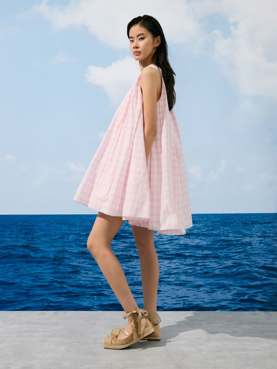 Bernadine バーナデイン フォースエード ボウタイアラウンドエスパドリーユバレエフラット, サンド, hi-res