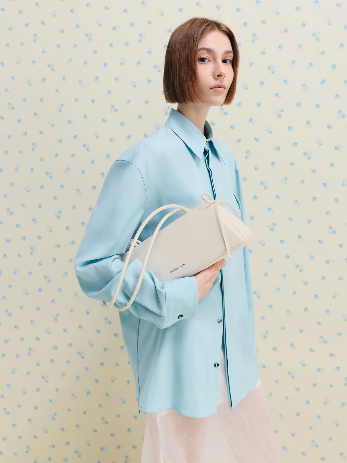 ボウ イロンゲイティッドトラペーズショルダーバッグ, クリーム, hi-res