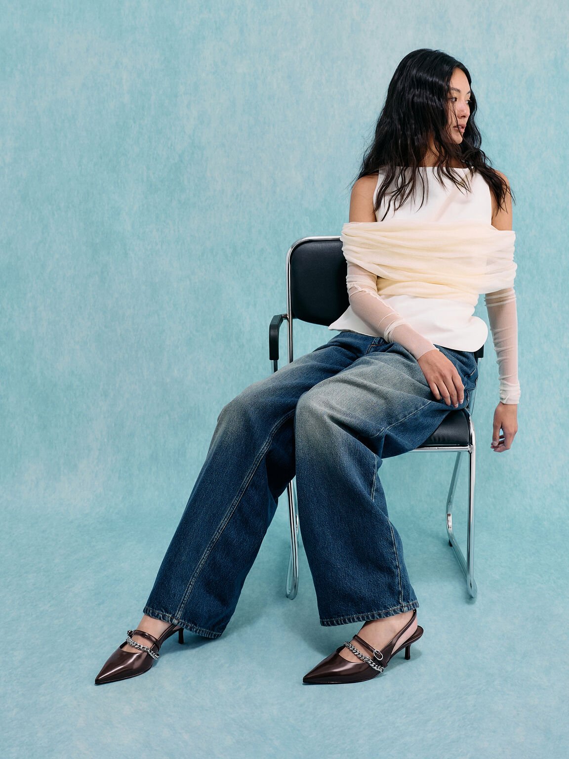 Georgie ジョージー チェーンスリングバック キトゥンヒール, ダークブラウン, hi-res