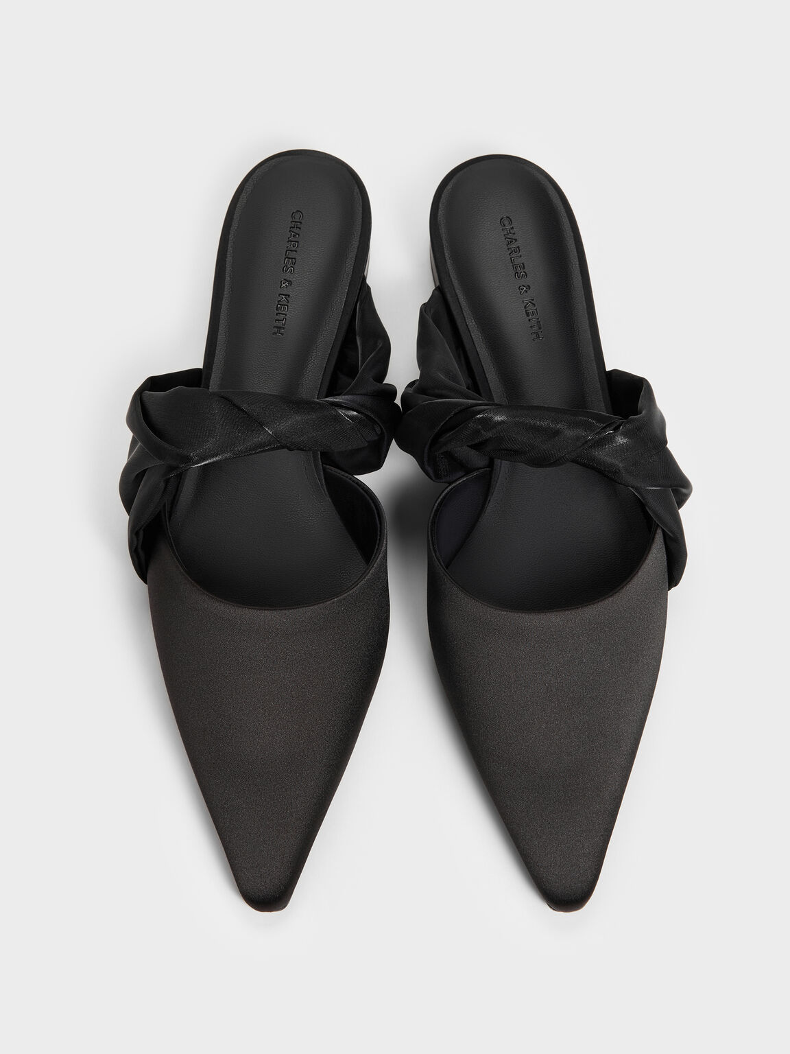 ツイステッドストラップ ポインテッドミュール, ブラックテクスチャード, hi-res