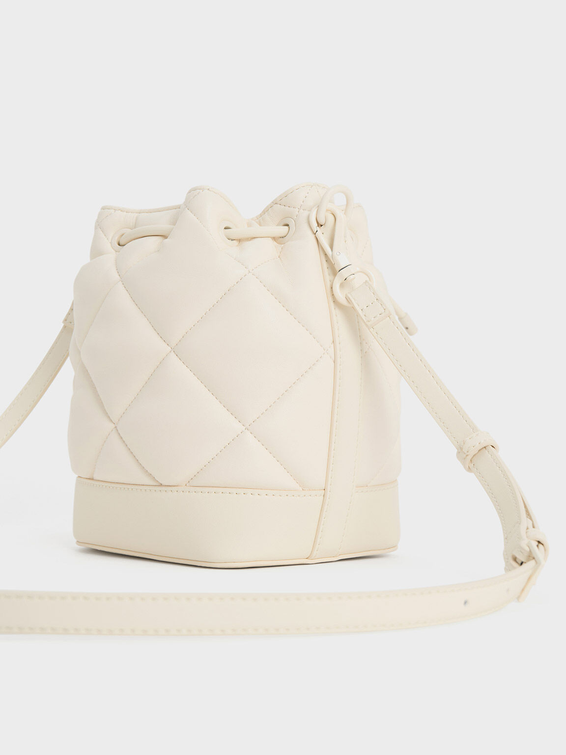 Lin リン キルトチェーンハンドルバケツバッグ, クリーム, hi-res