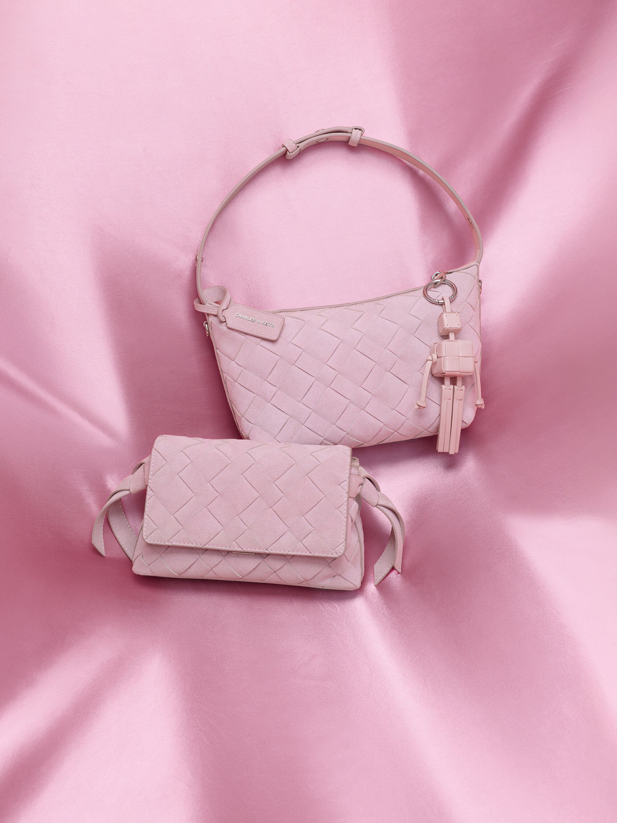 チャールズアンドキース　Ivette イヴェット ウーブンショルダーバッグ CHARLES ＆ KEITH ショルダーバッグ バッグ Ivette イヴェット