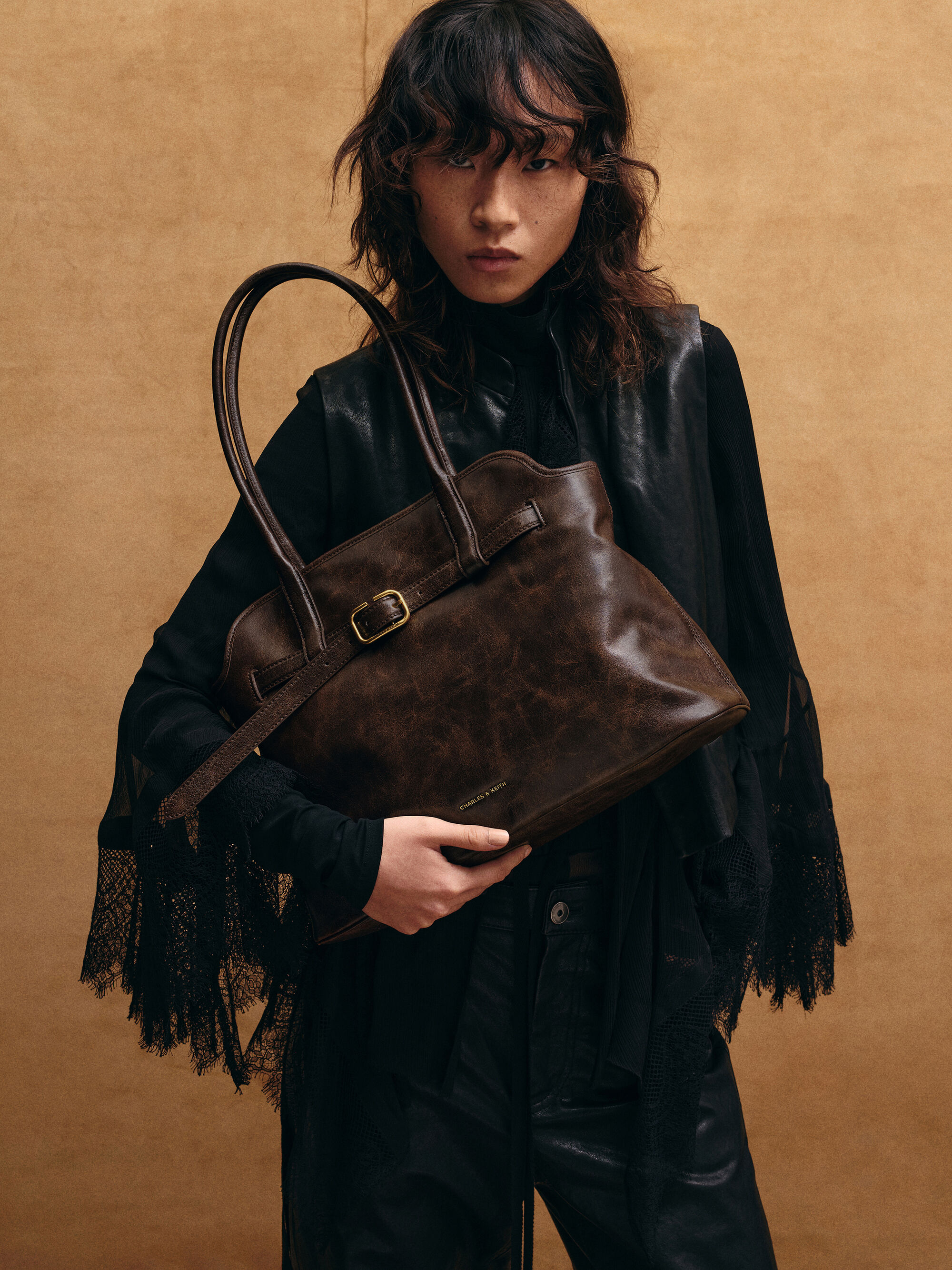 トートバッグ Victoria ヴィクトリア ベルトトラペーズトートバッグ