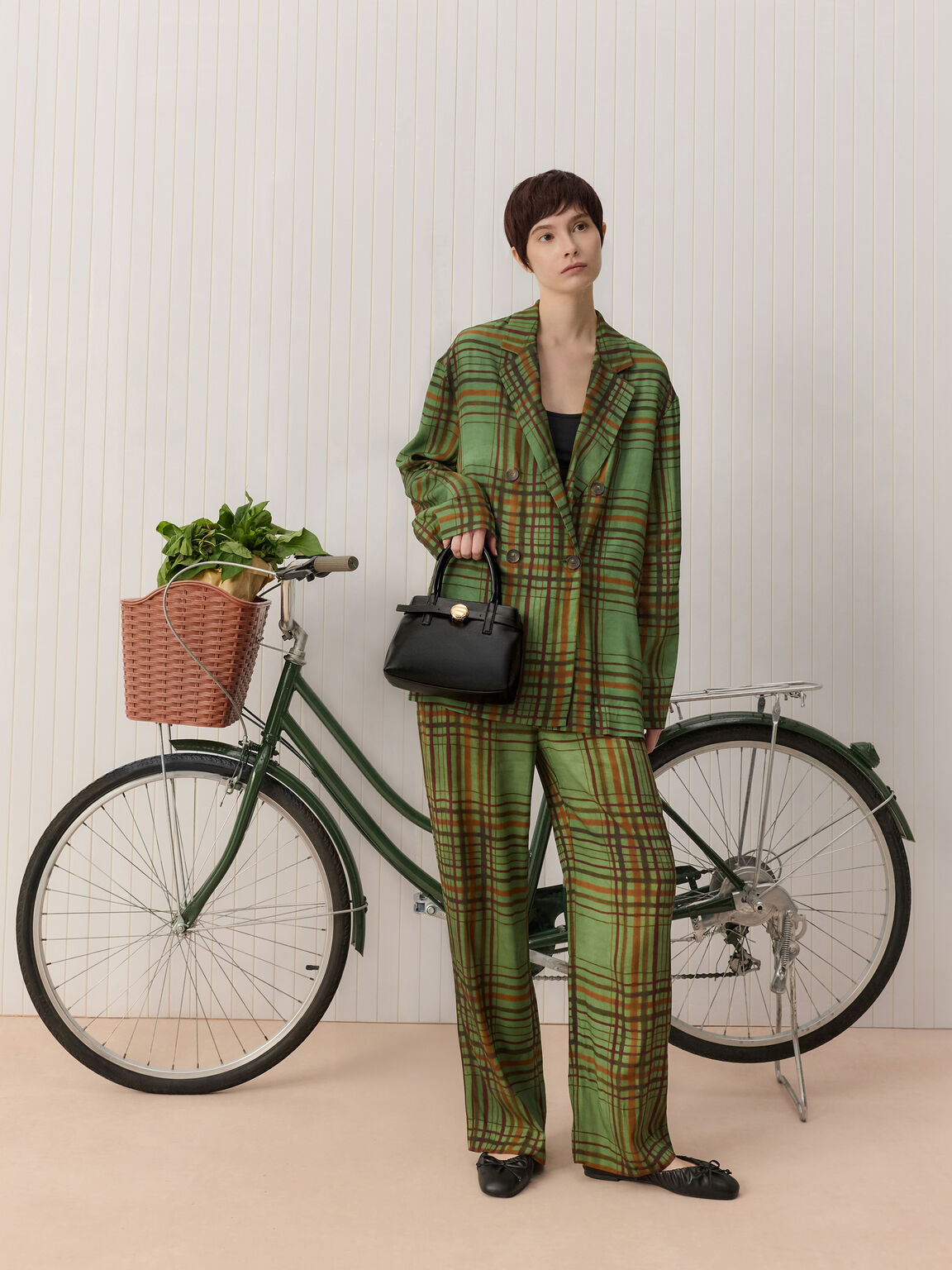 Behn ミニベーン ベルトトートバッグ, ブラック, hi-res