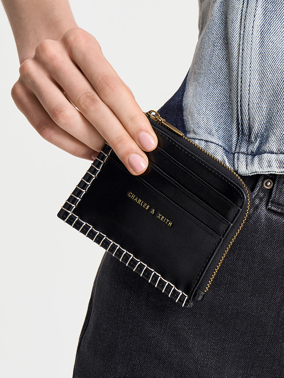 Circe キルケ ステッチトリムジップアラウンドカードホルダー, ブラック, hi-res