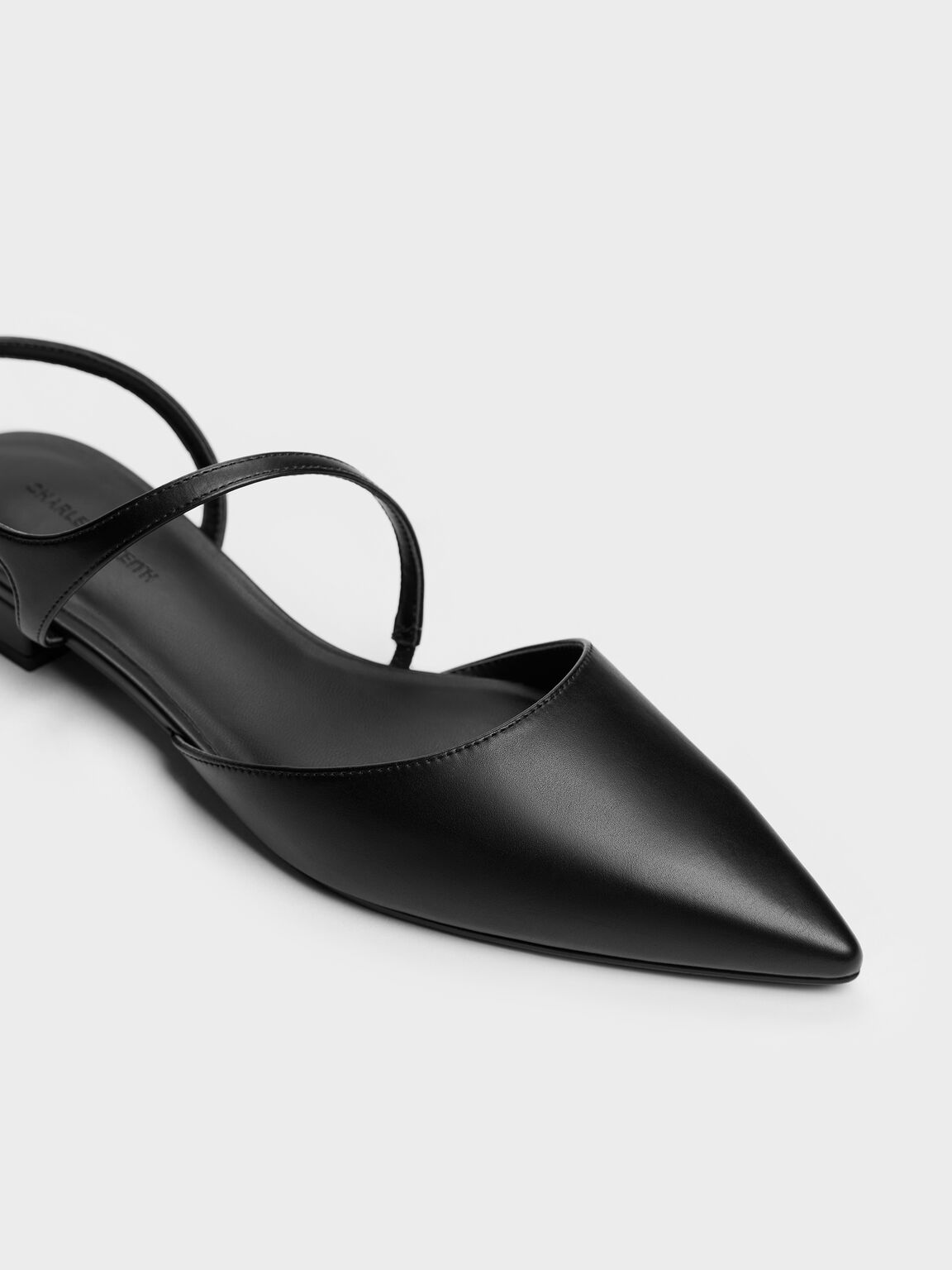 Cordelia コーディリア ポインテッドスリングバックフラット, ブラック, hi-res